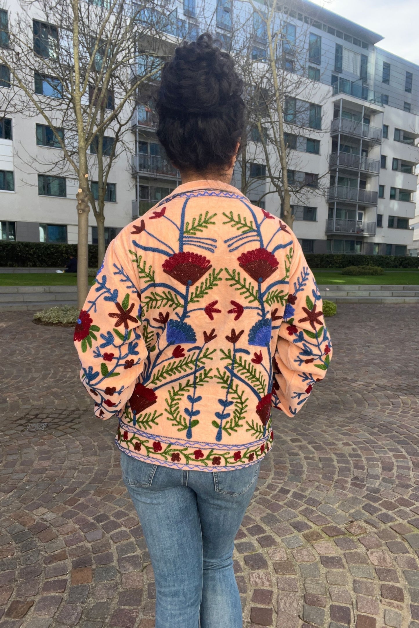 VELVET SUZANI JACKET - PEACH & BLUE FLORAL