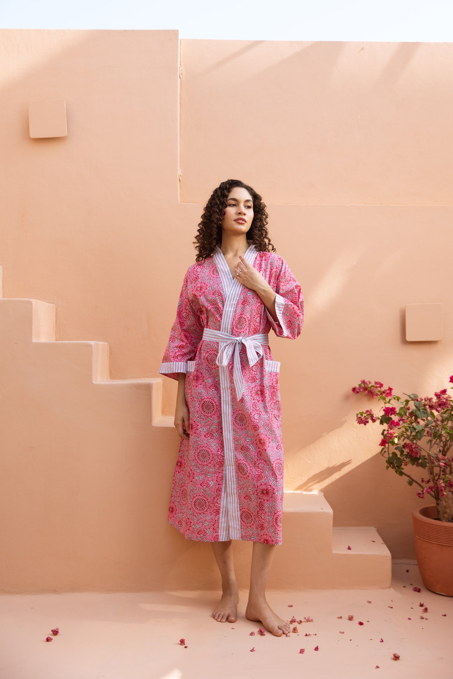 BUBBLEGUM PINK FLORAL COTTON ROBE