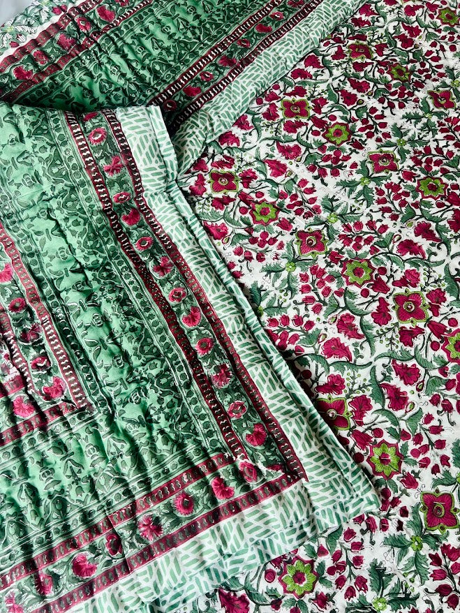 CRIMSON FLORAL VINE BLOCK PRINT COTTON QUILT