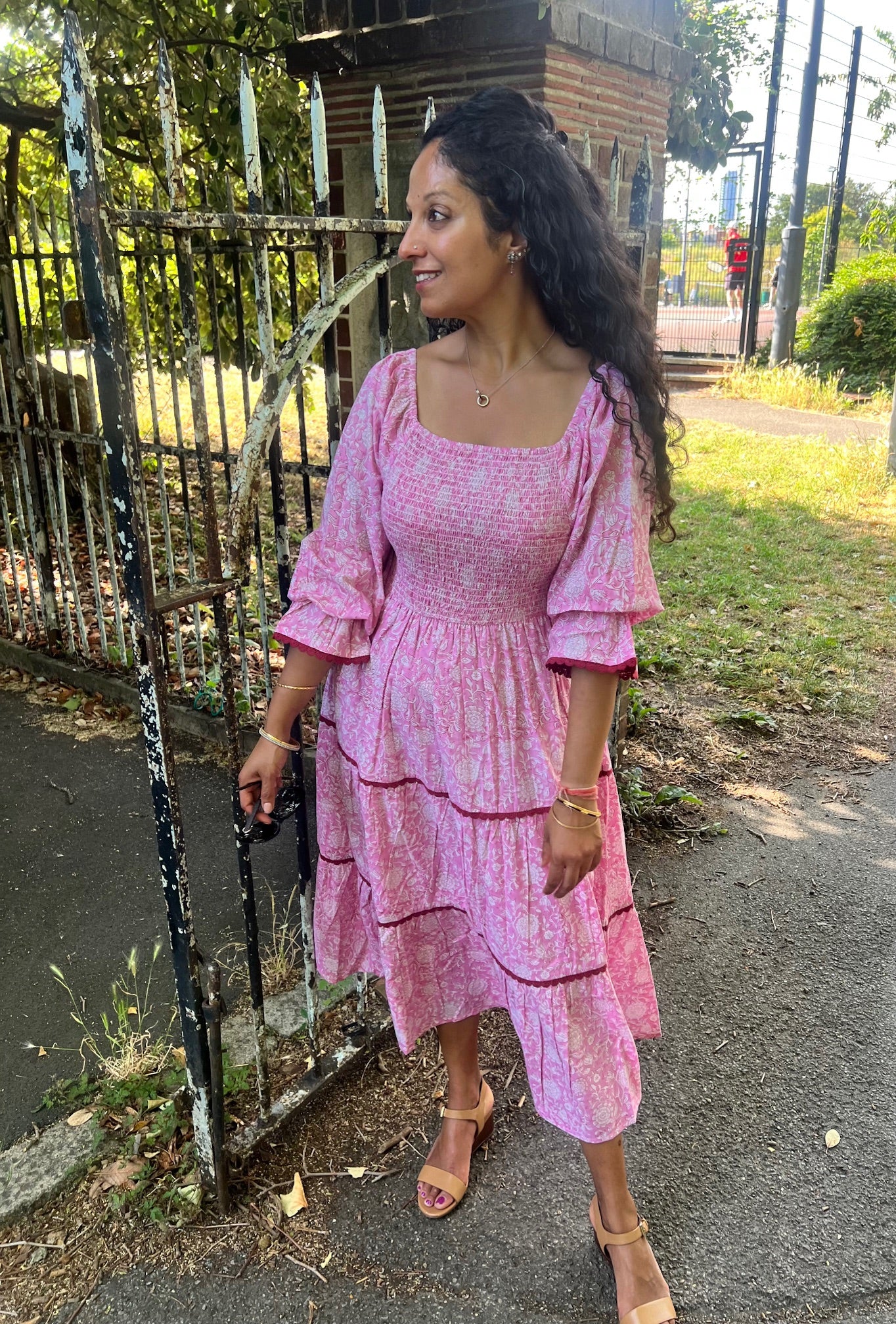 ELLIE SMOCKED DRESS IN ROSE PINK