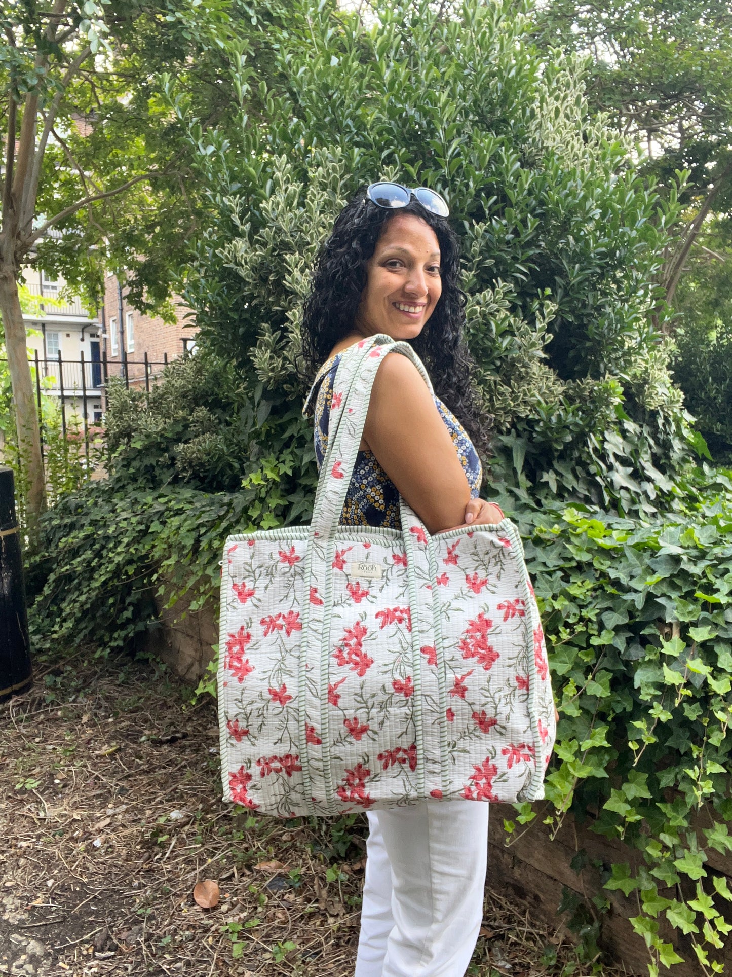 CORAL VINE BLOCK PRINT QUILTED TOTE BAG