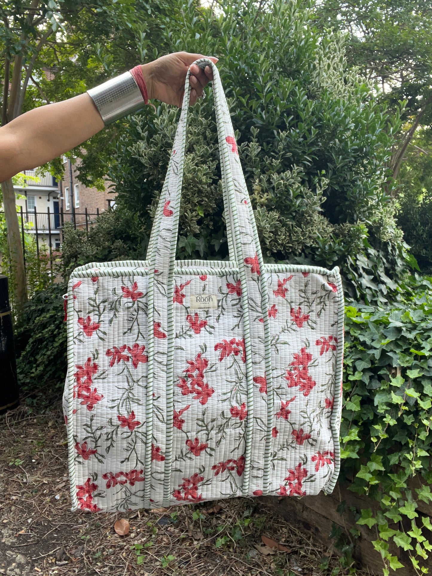CORAL VINE BLOCK PRINT QUILTED TOTE BAG