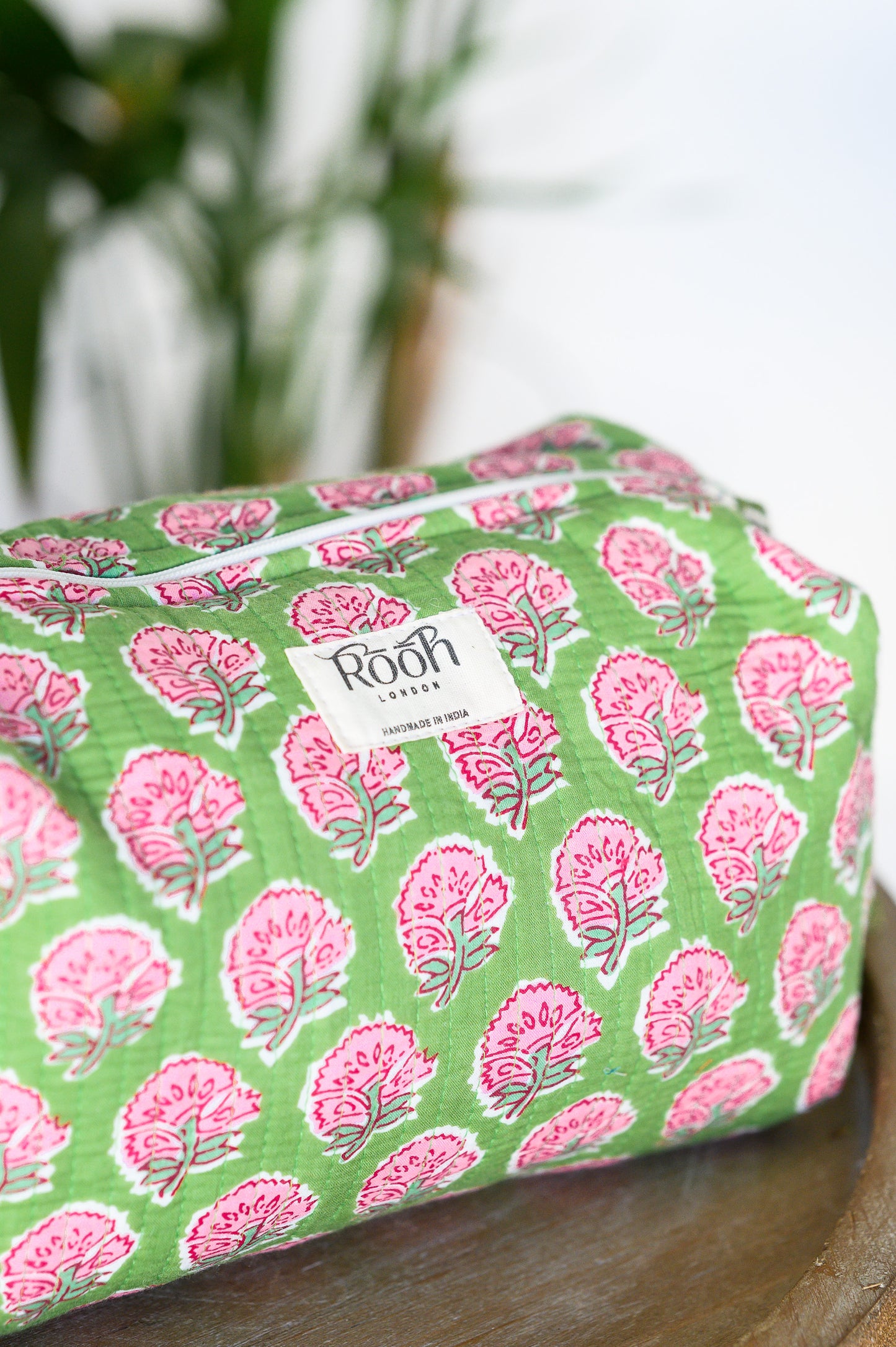 QUILTED COTTON WASH BAG - GREEN BLOSSOM