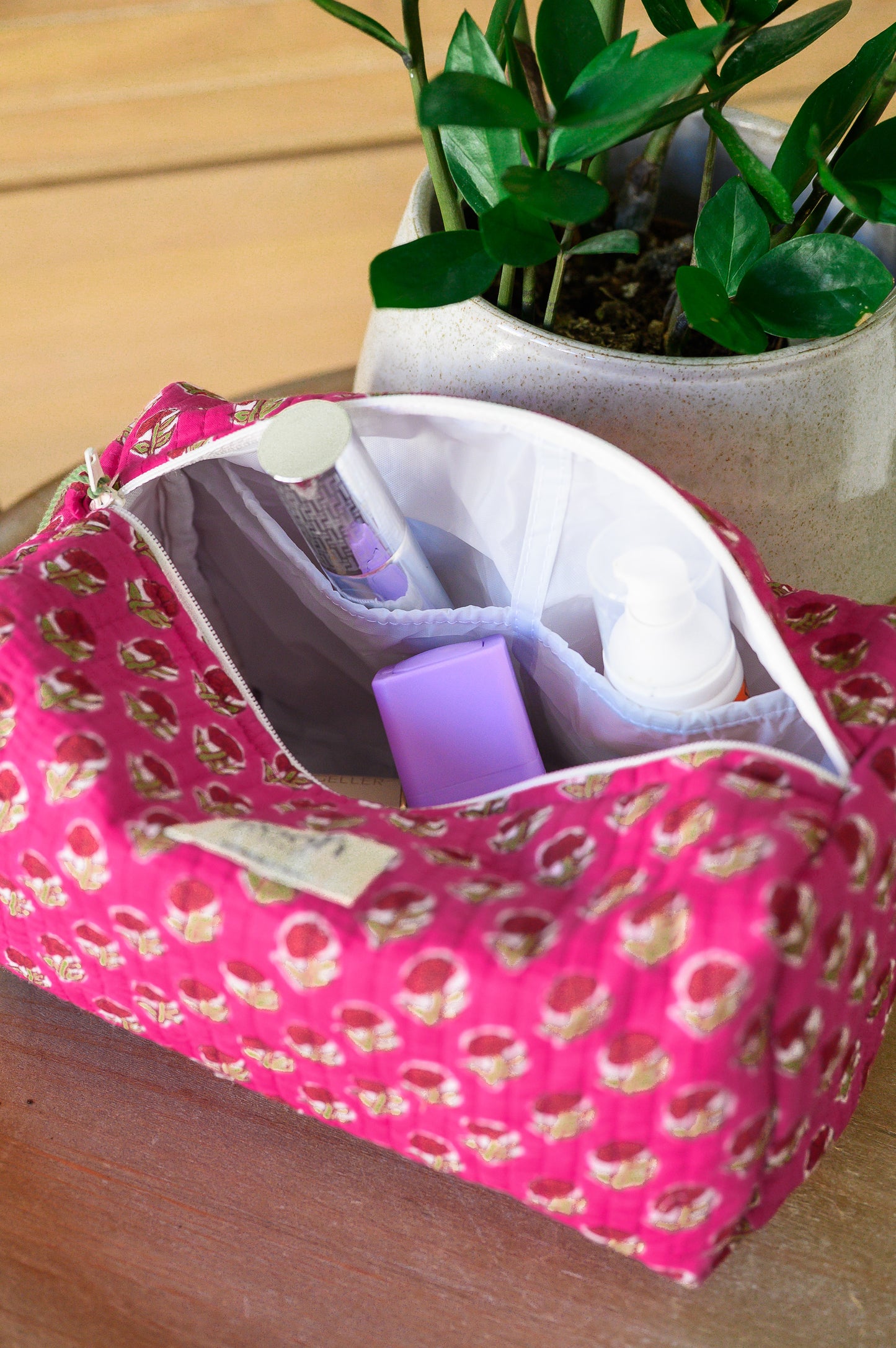 QUILTED COTTON WASH BAG - RANI PINK BLOOM