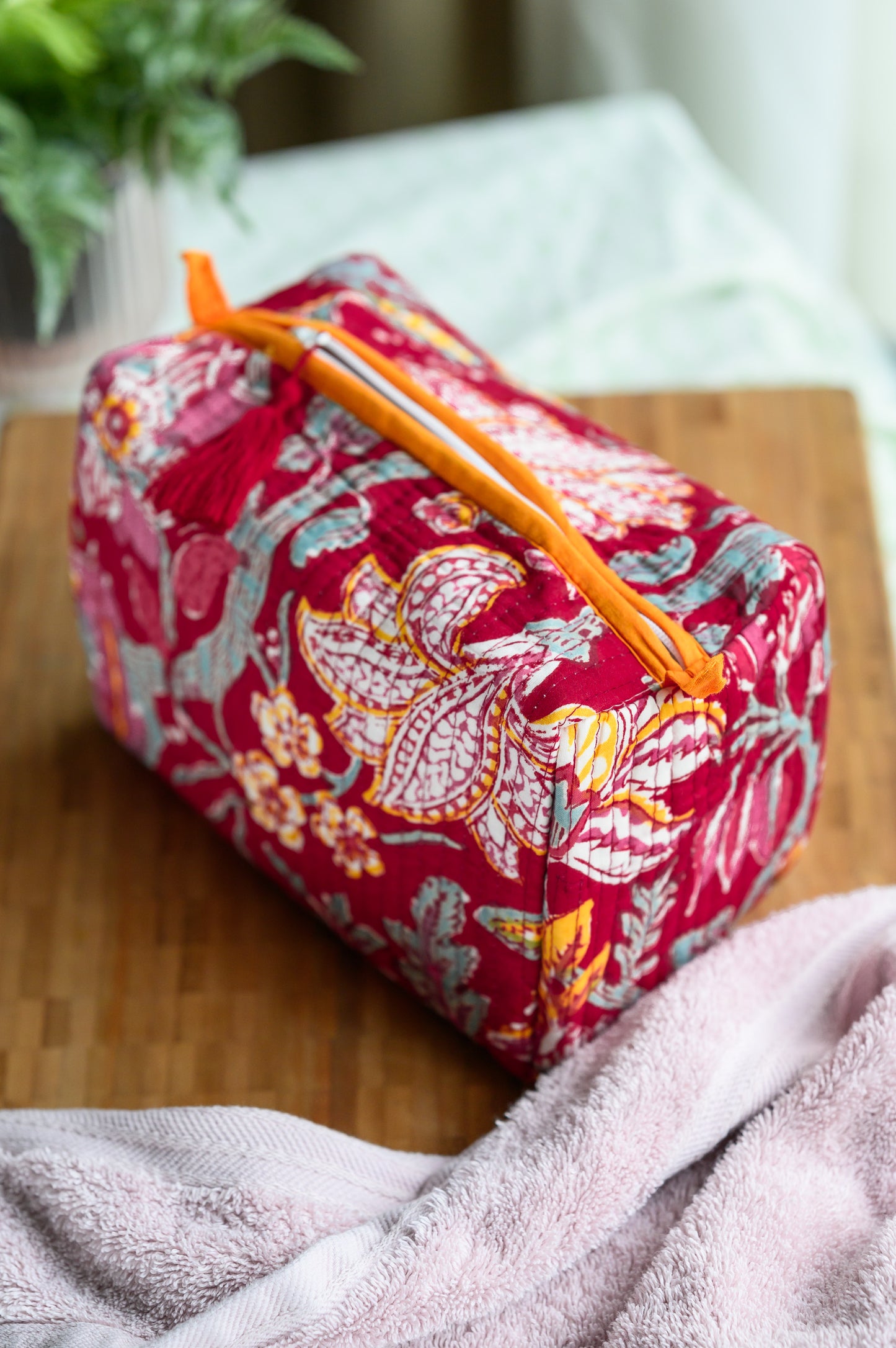 WASH BAG GULMOHAR RED