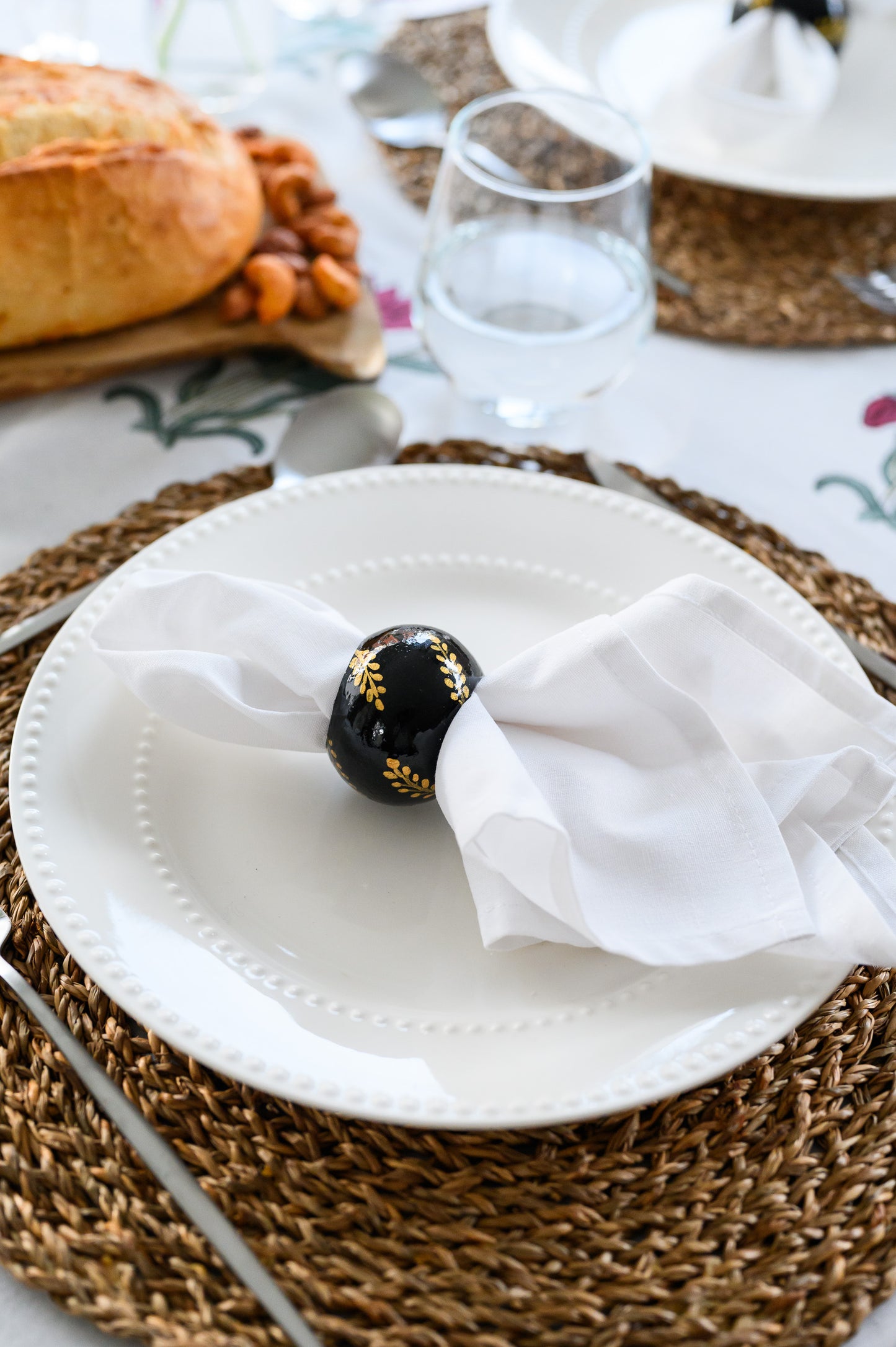 BLACK & GOLD HAND PAINTED NAPKIN RINGS