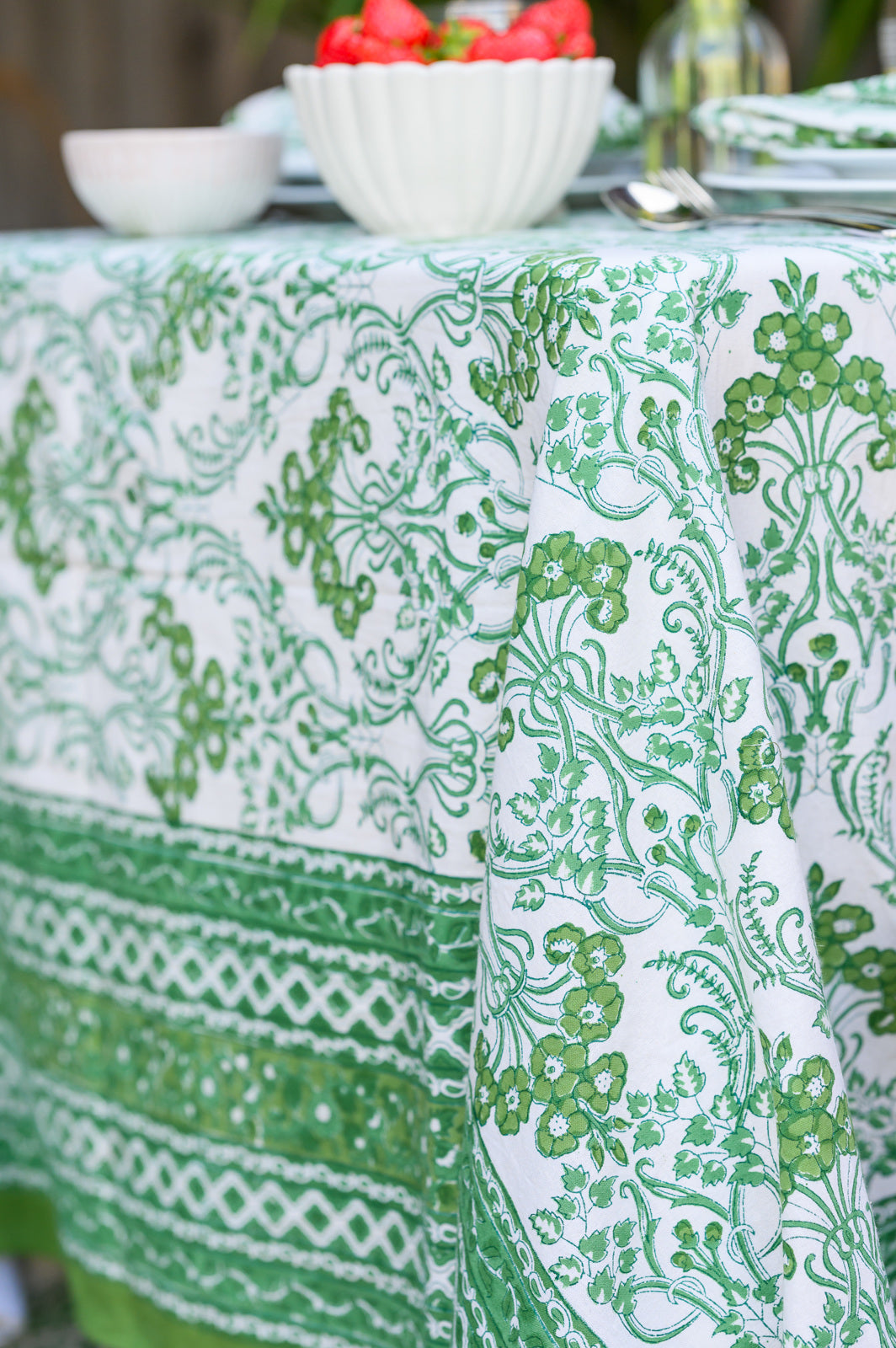 JASMINE TABLECLOTH
