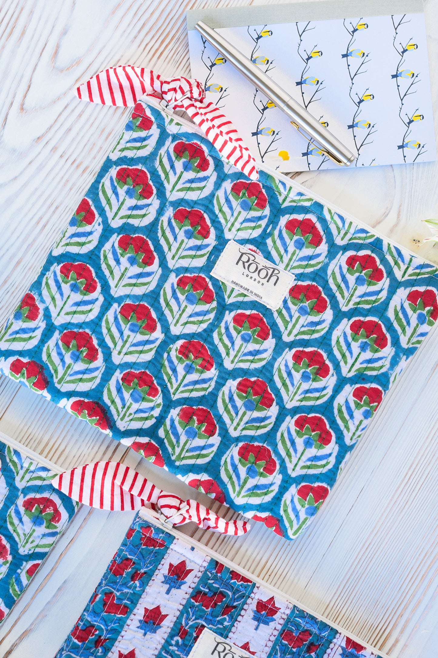 SCARLET BLOOM QUILTED ESSENTIALS POUCH SET