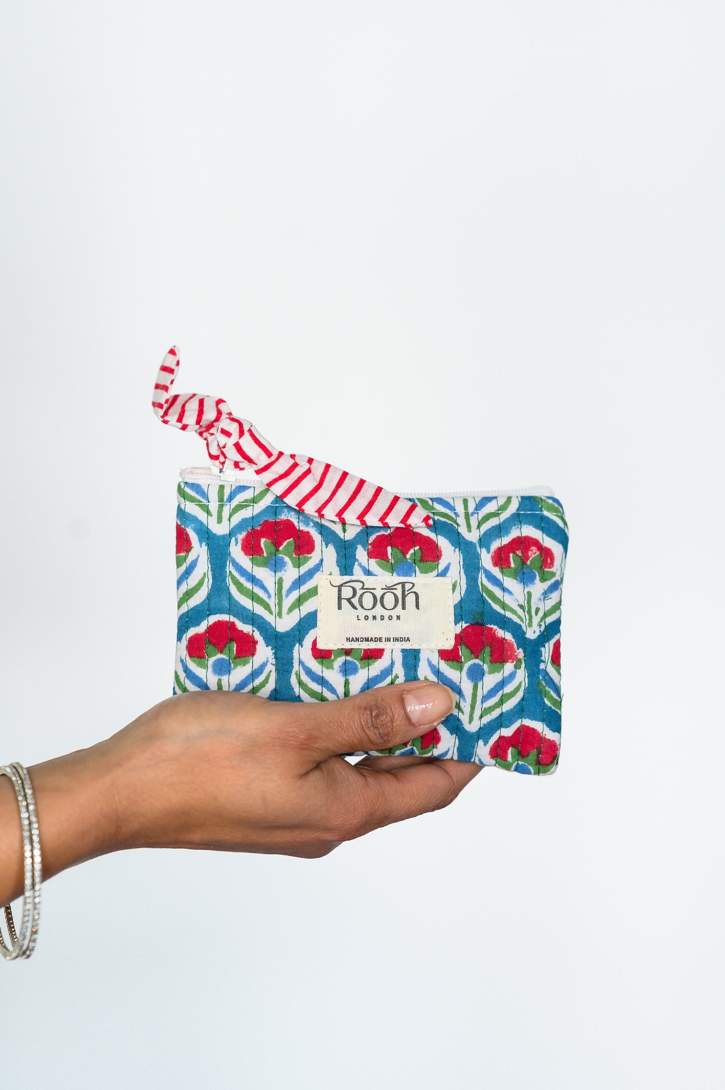 SCARLET BLOOM QUILTED ESSENTIALS POUCH SET
