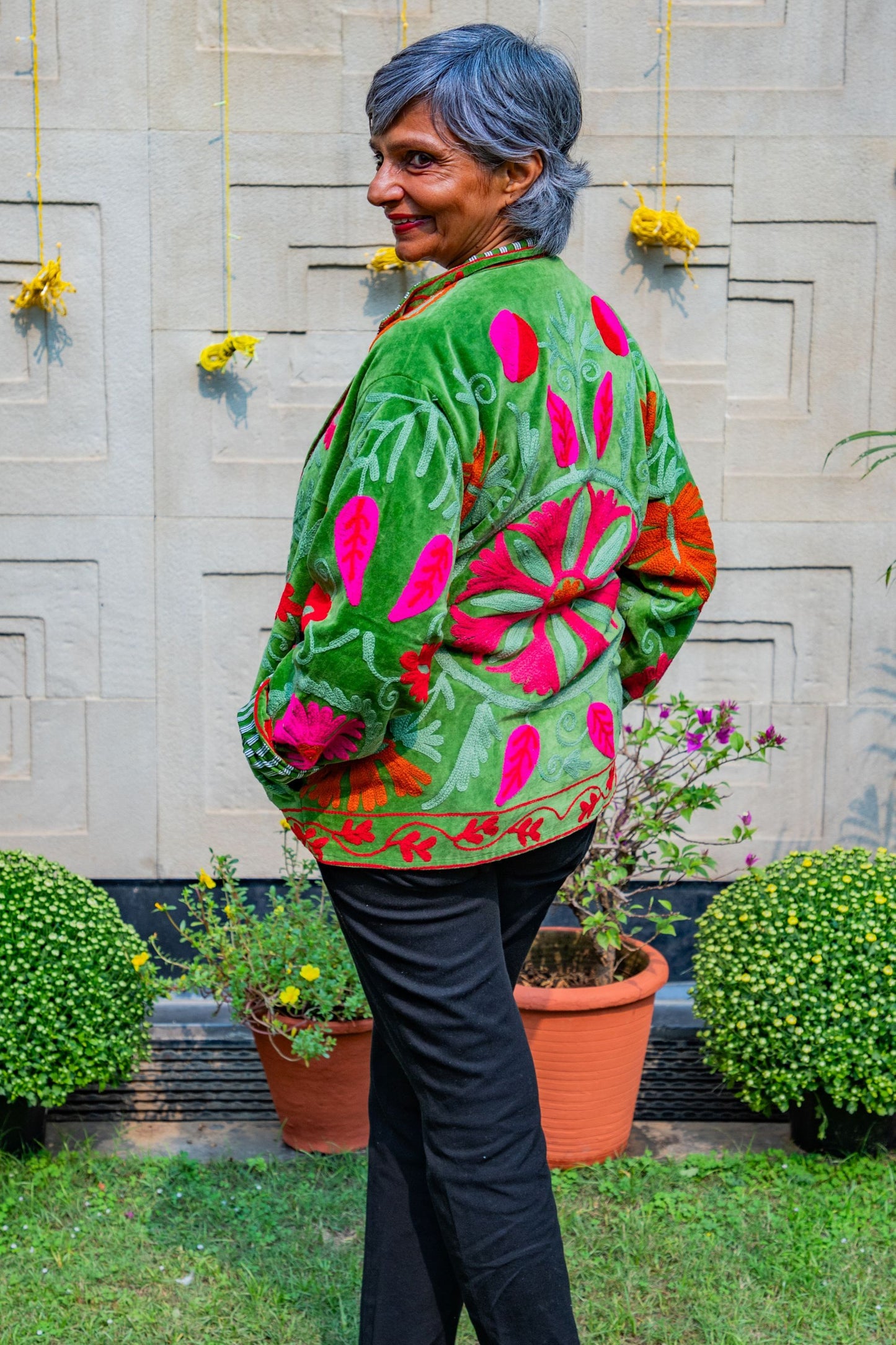 VELVET SUZANI JACKET - LIGHT GREEN