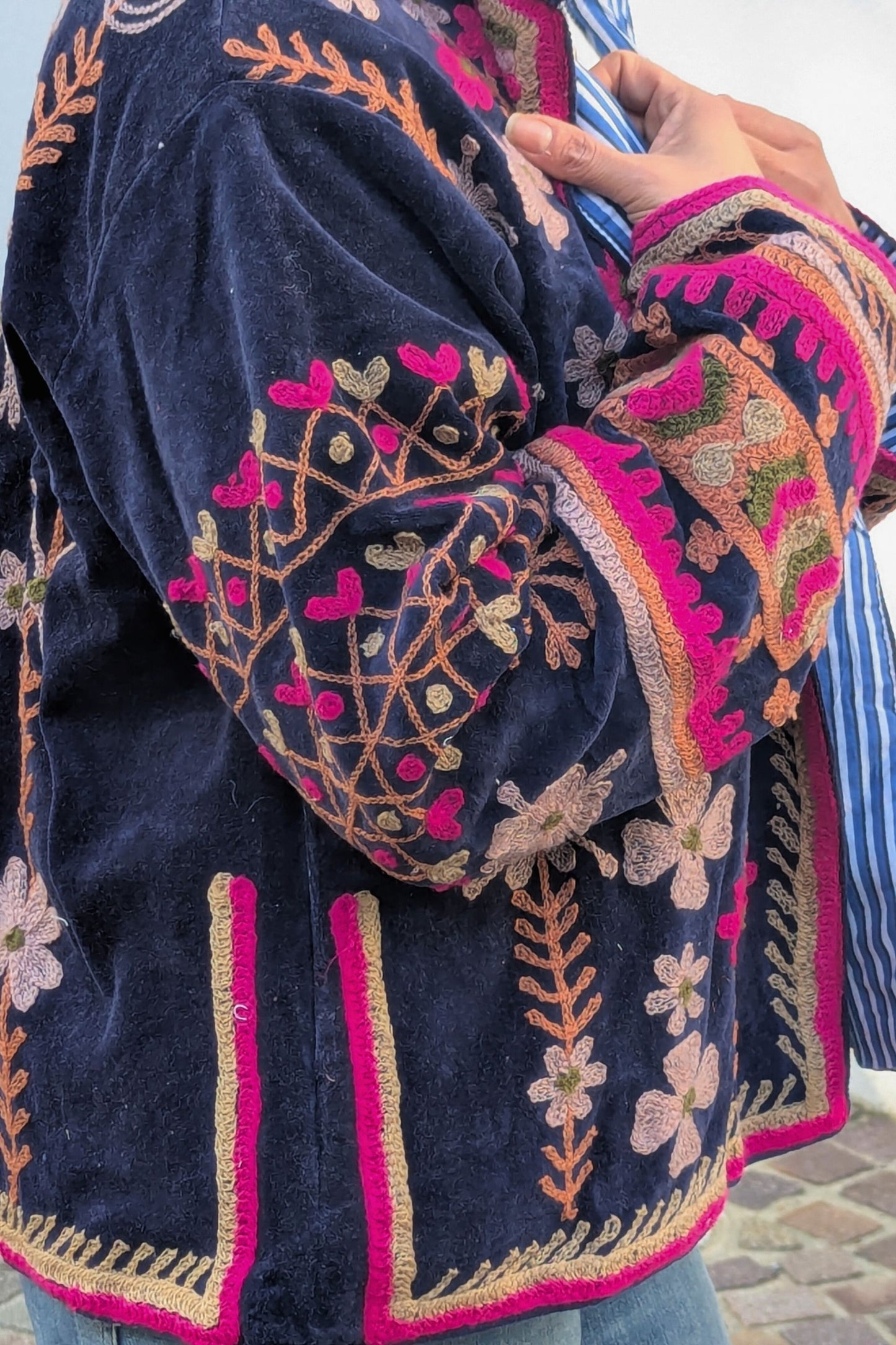 VELVET SUZANI JACKET - NAVY & FUSCHIA FLORAL