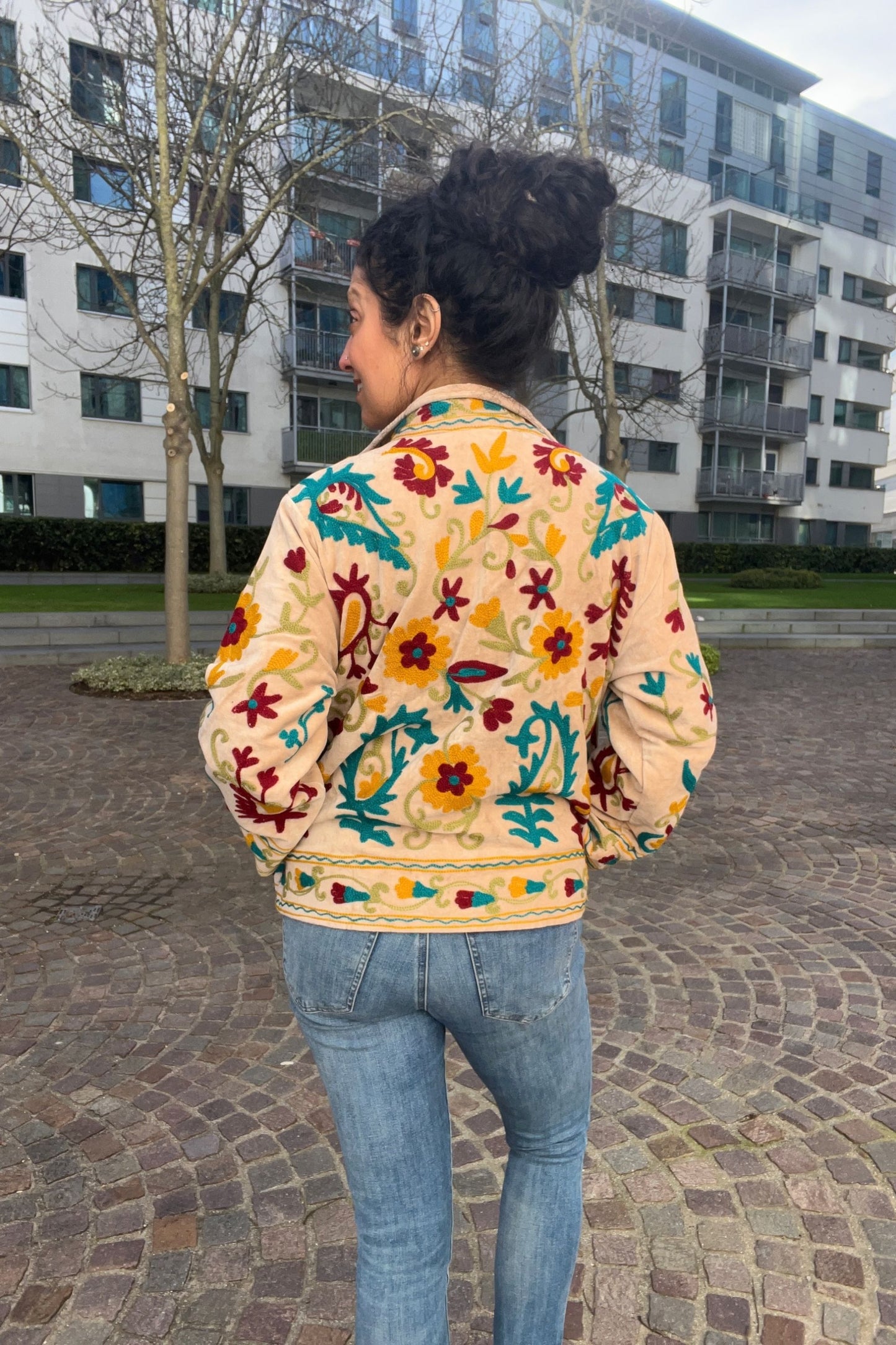 VELVET SUZANI JACKET - CREAM FLORAL