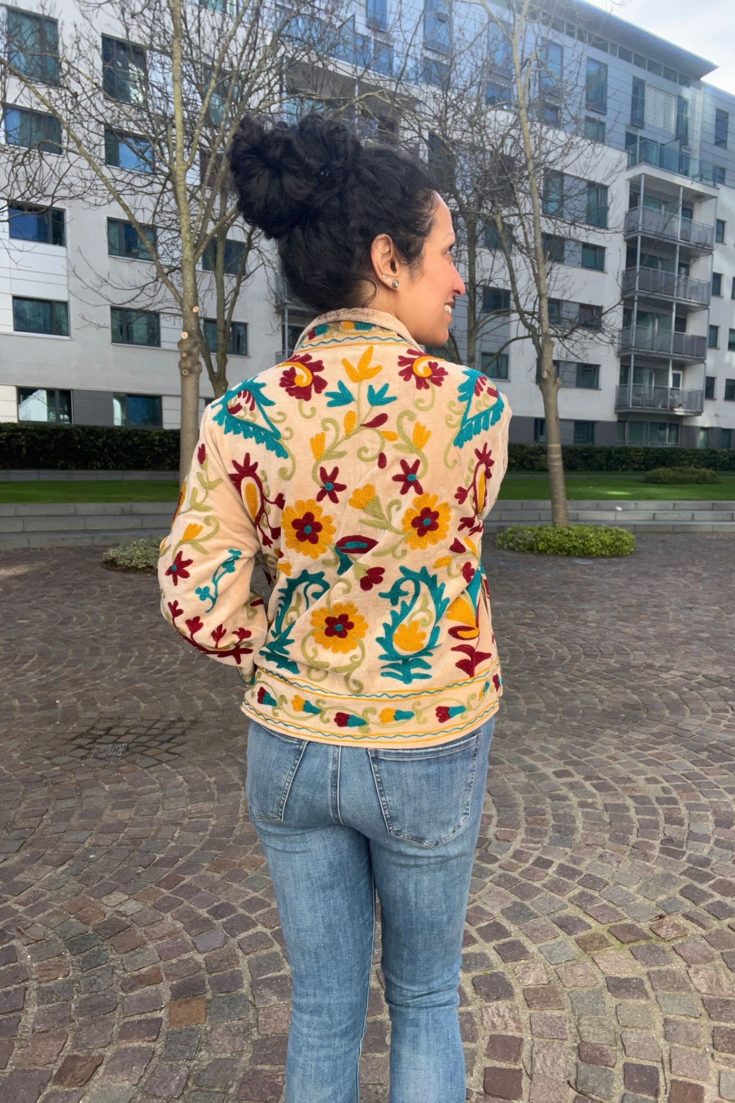 VELVET SUZANI JACKET - CREAM FLORAL