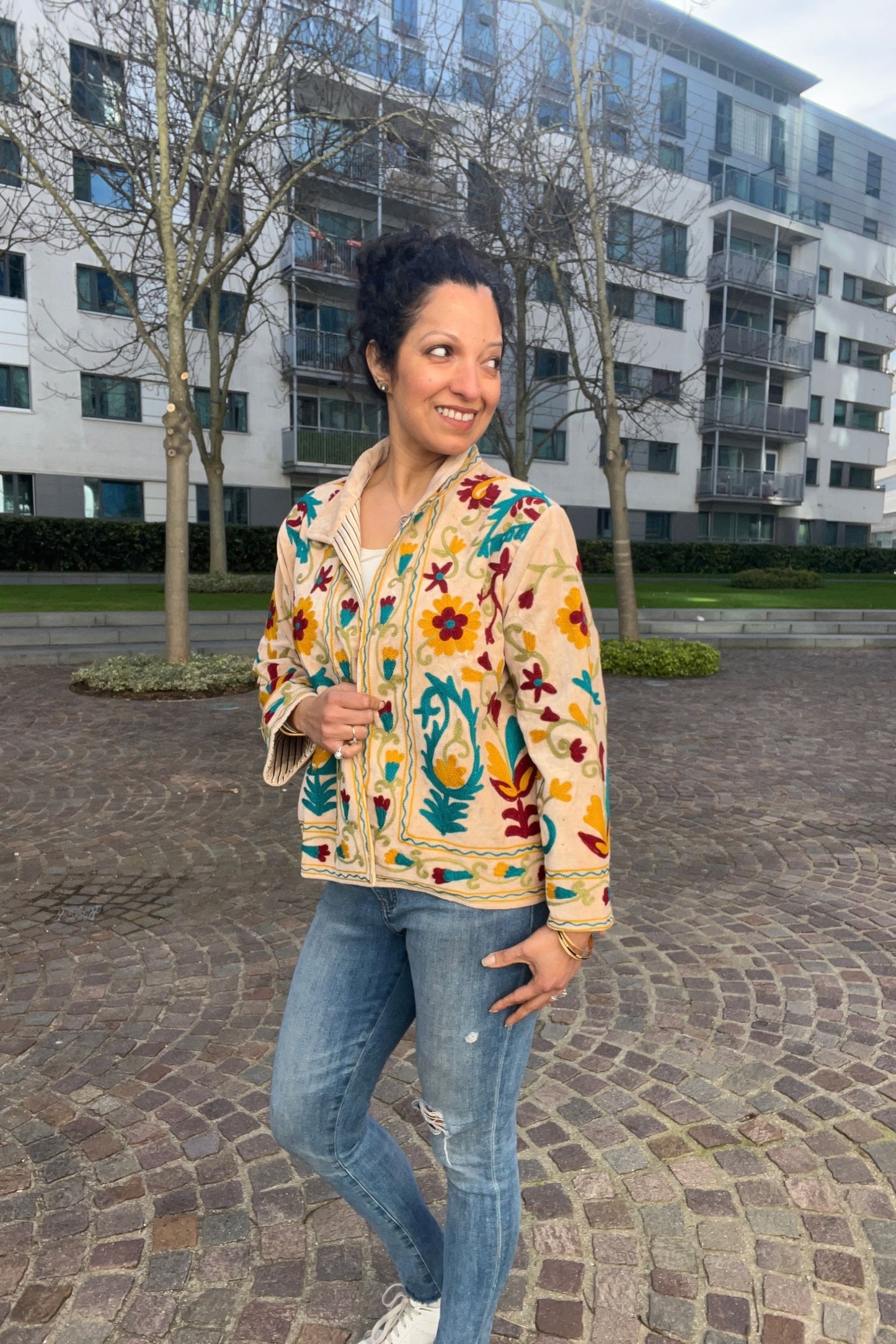 VELVET SUZANI JACKET - CREAM FLORAL
