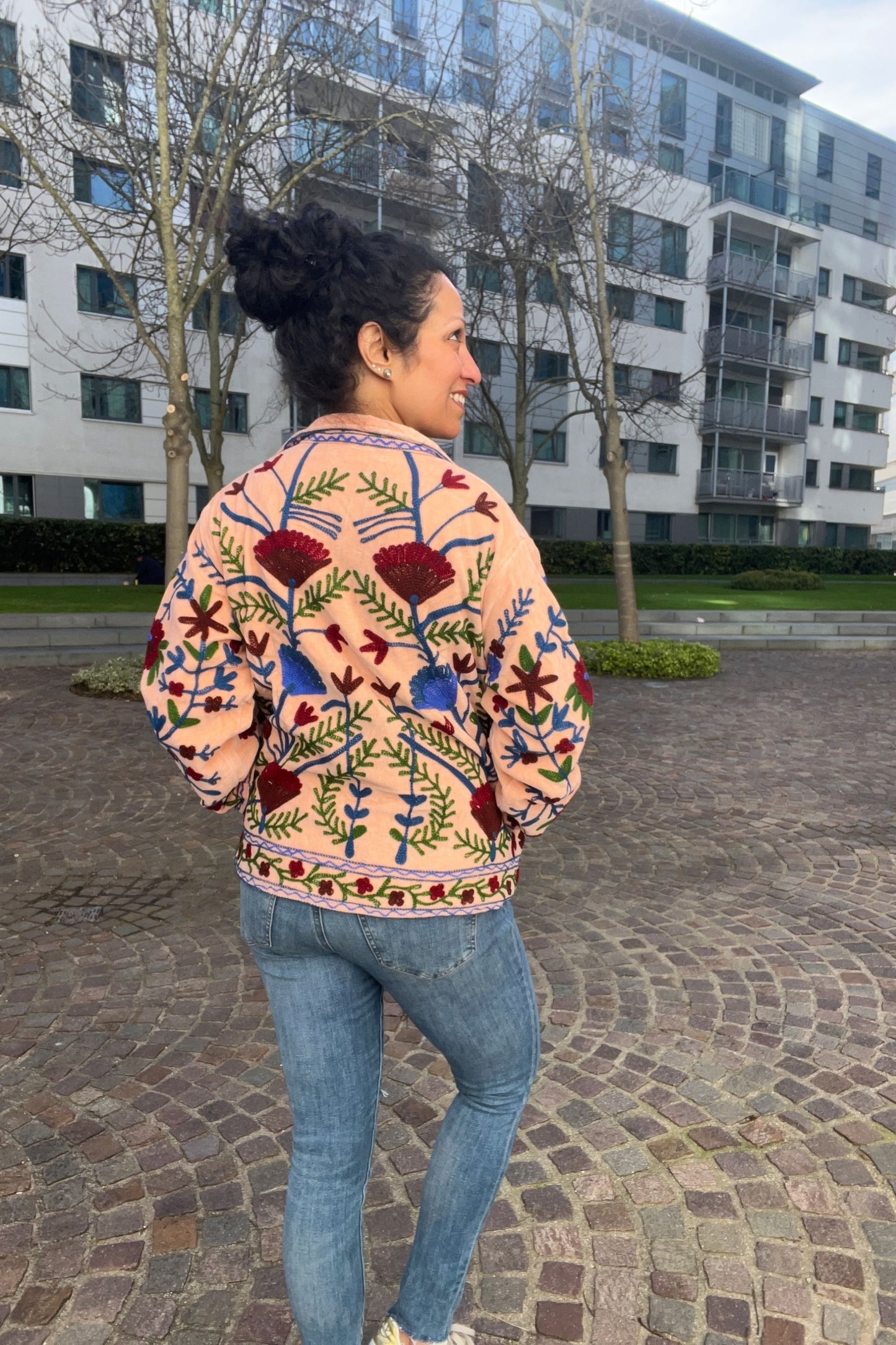VELVET SUZANI JACKET - PEACH & BLUE FLORAL