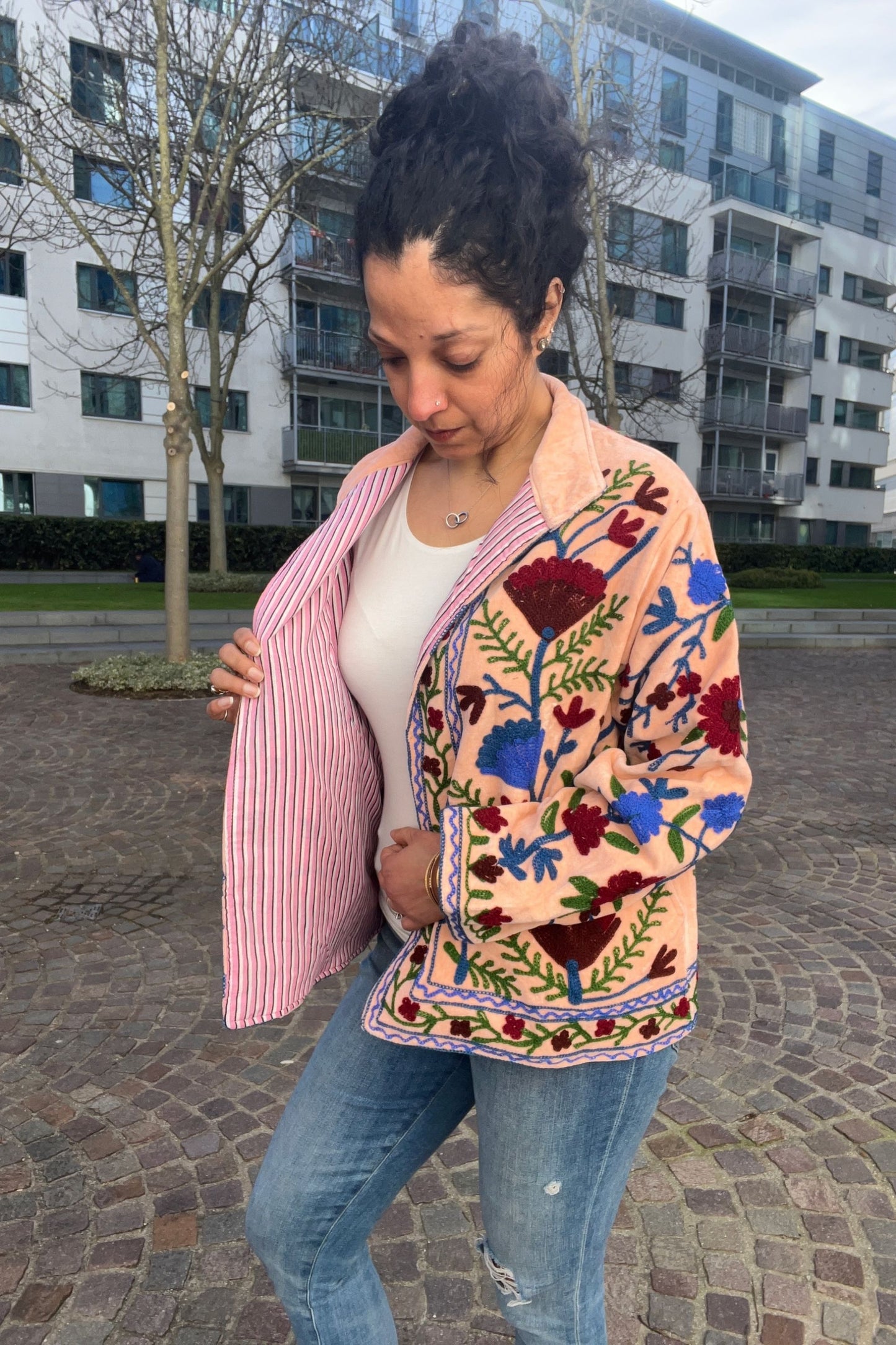 VELVET SUZANI JACKET - PEACH & BLUE FLORAL