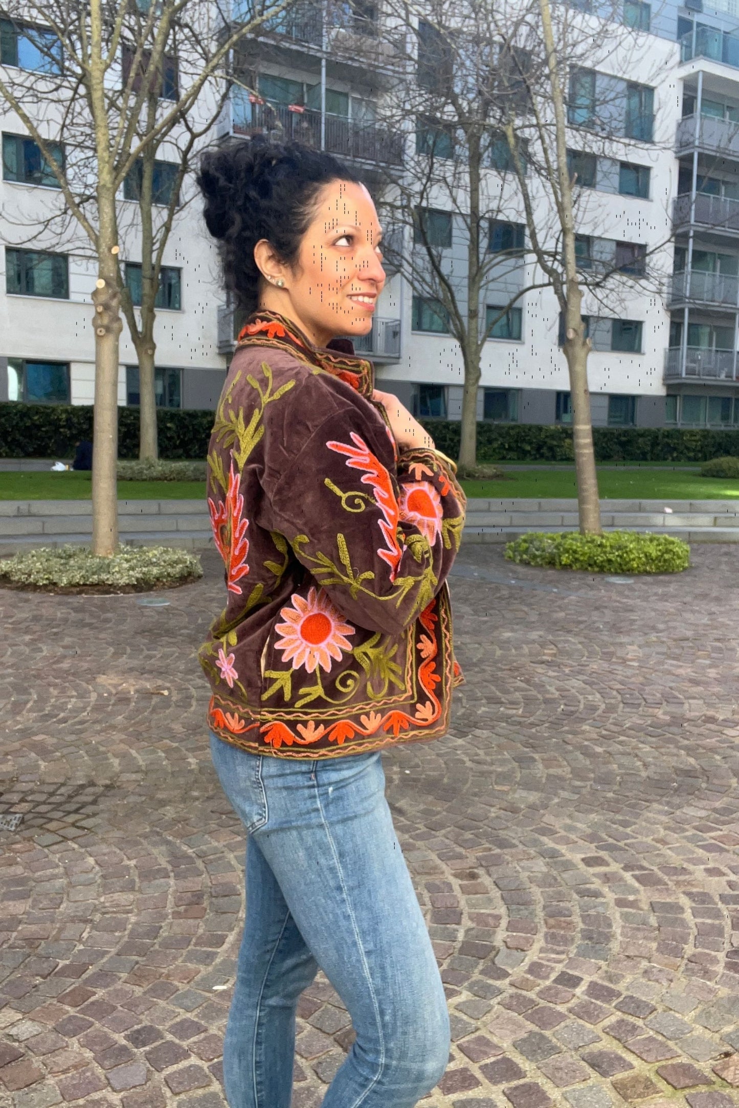 VELVET SUZANI JACKET - CHOCOLATE & CORAL