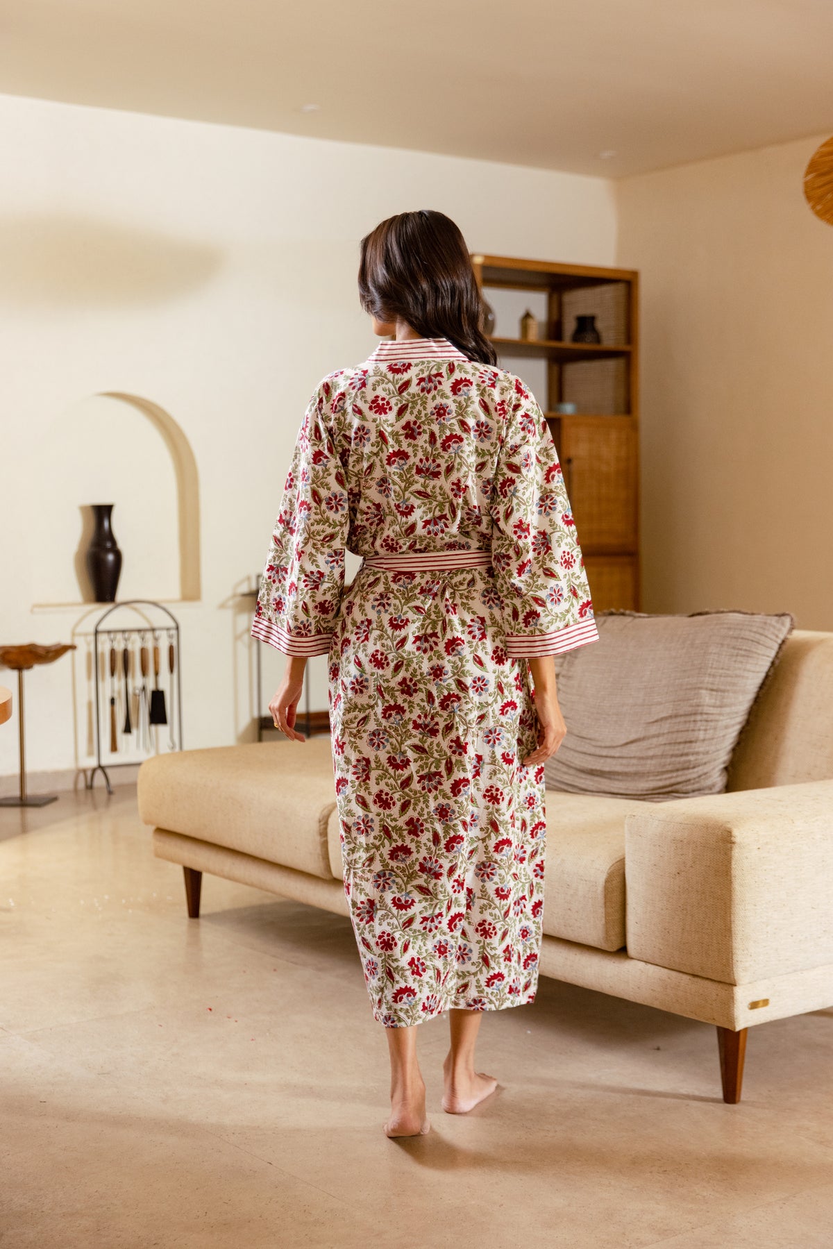 LIGHT COTTON ROBE - CRIMSON BLOOM