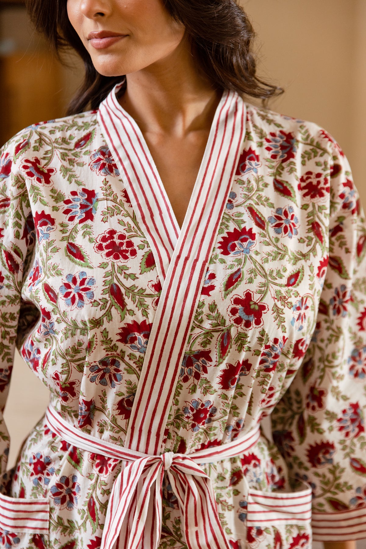 LIGHT COTTON ROBE - CRIMSON BLOOM