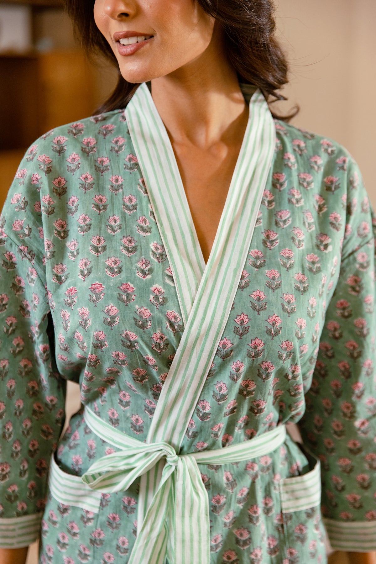 LIGHT COTTON ROBE - PISTACHIO BUD