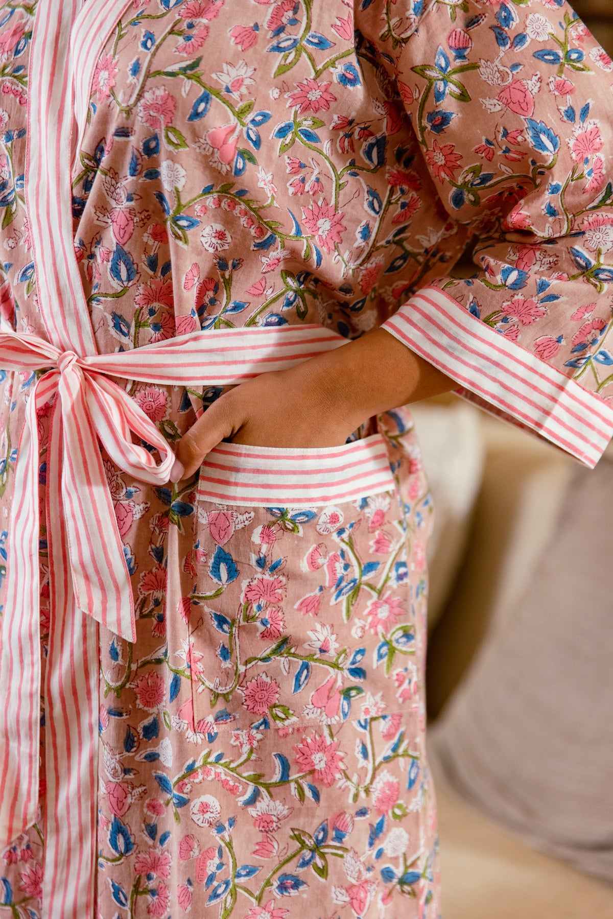 LIGHT COTTON ROBE - DUSTY PINK FLORAL