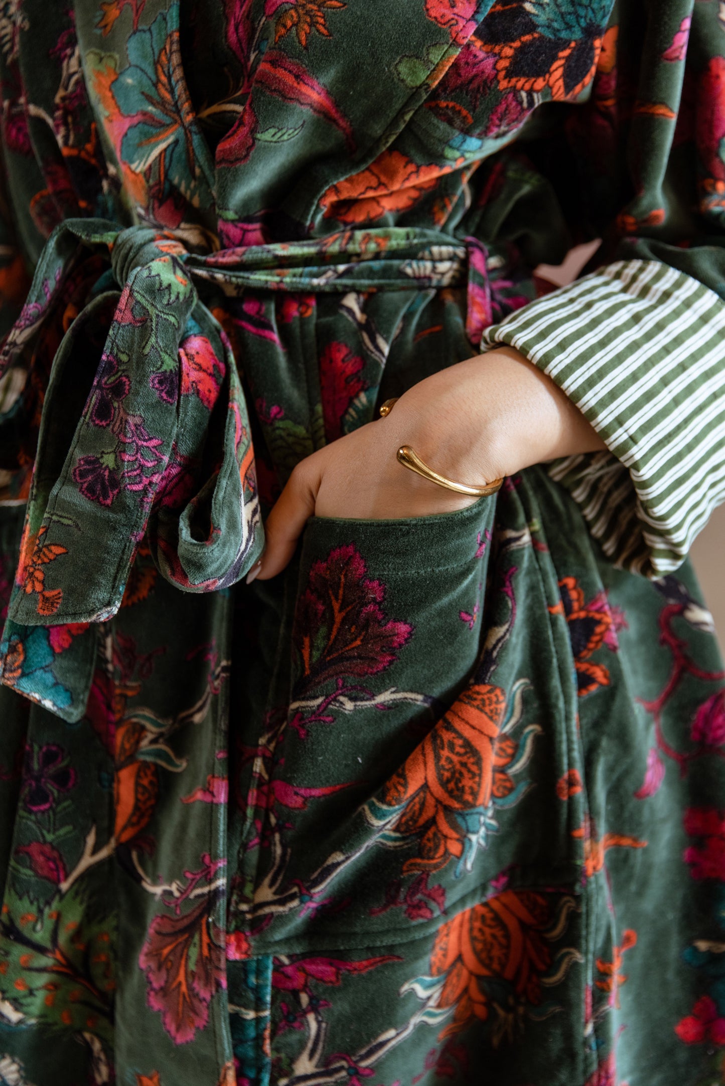 WOMEN'S VELVET KIMONO ROBE - FOREST GREEN