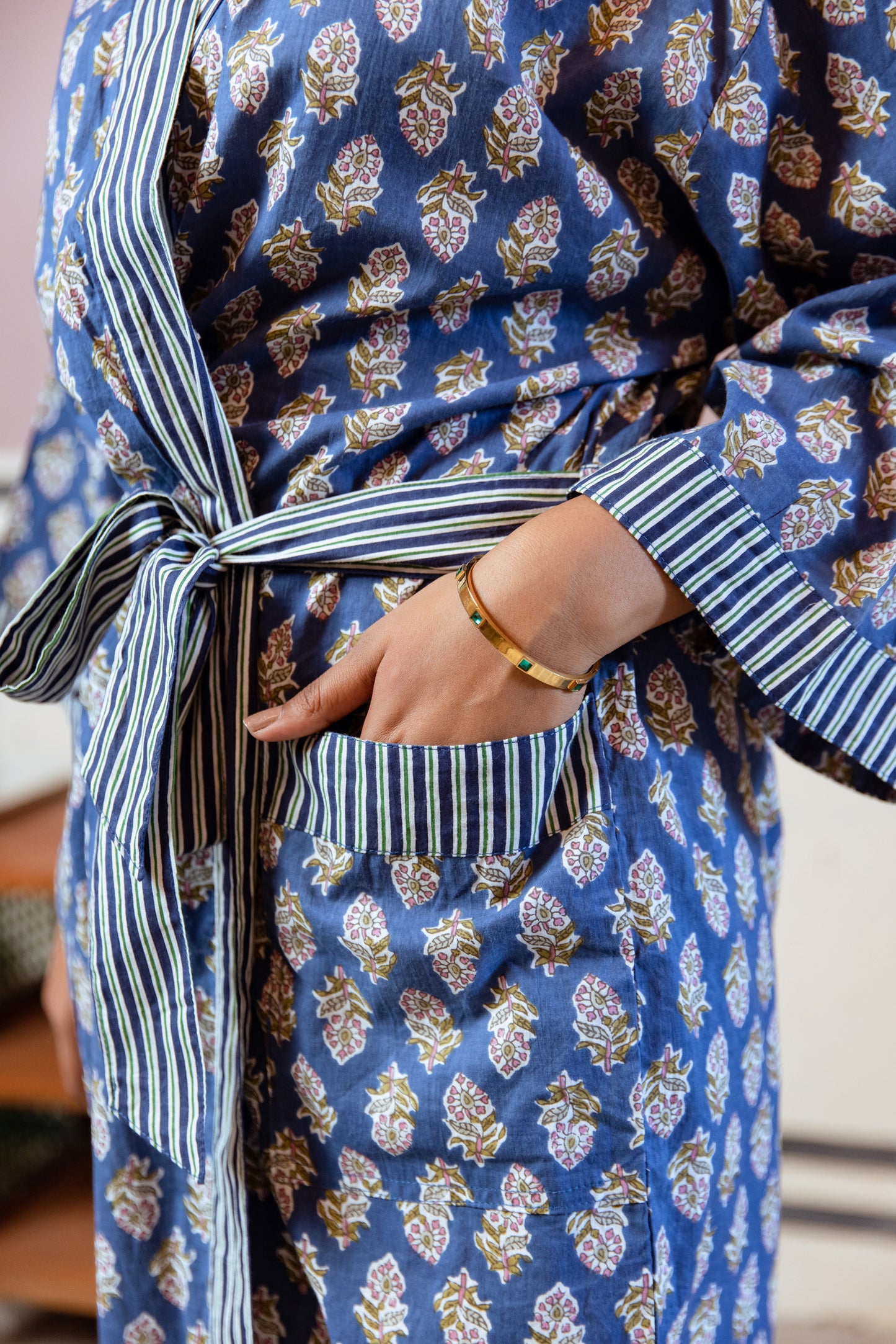 BLUE FLORAL COTTON ROBE