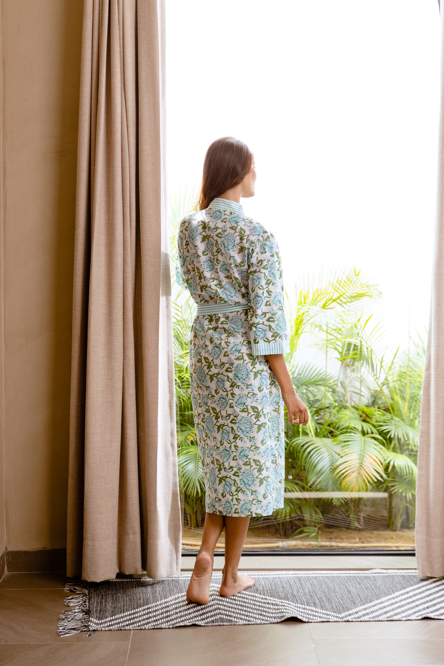 LIGHT COTTON ROBE - AQUA ROSE