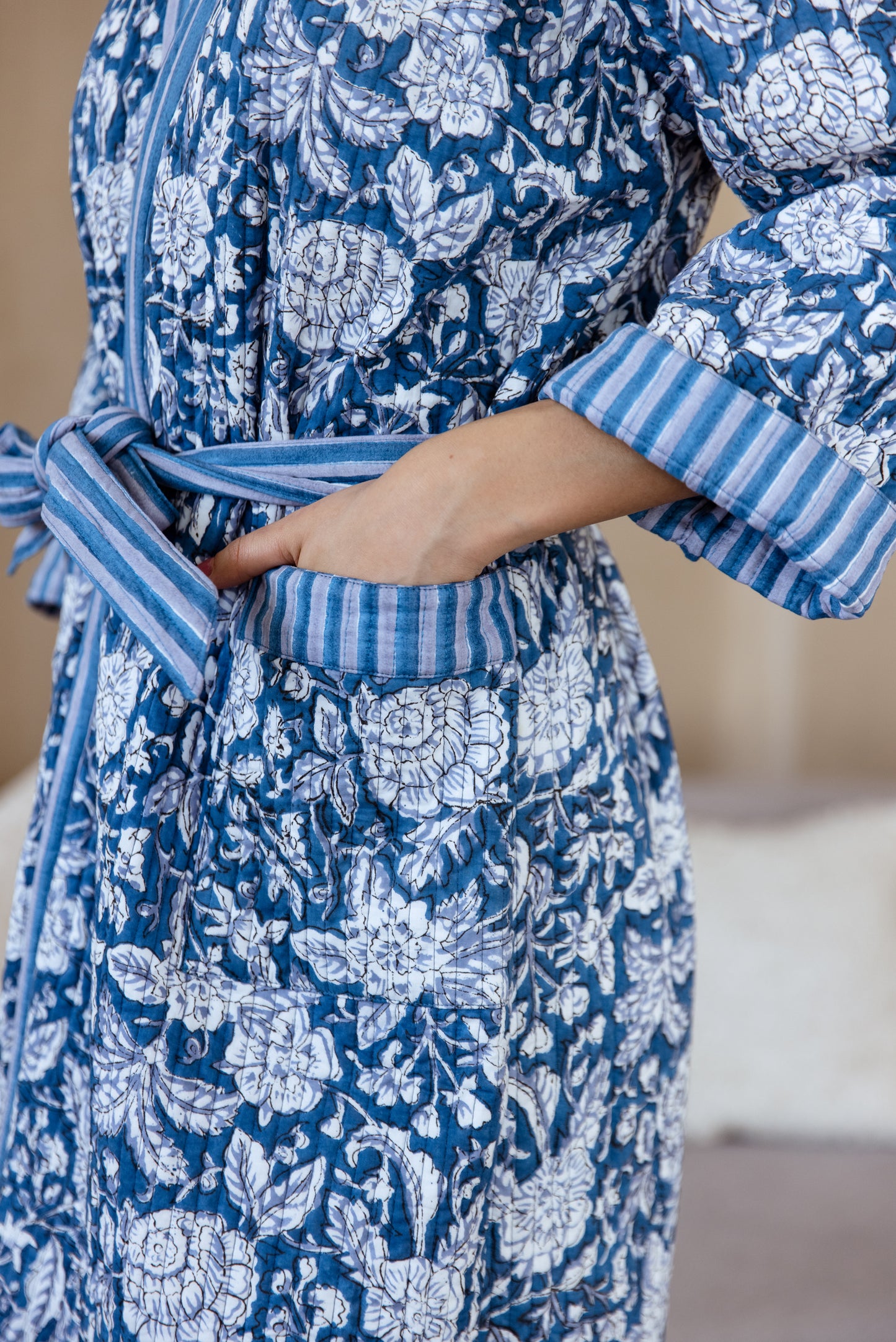 LUXURY QUILTED COTTON ROBE - BLUE FLORAL