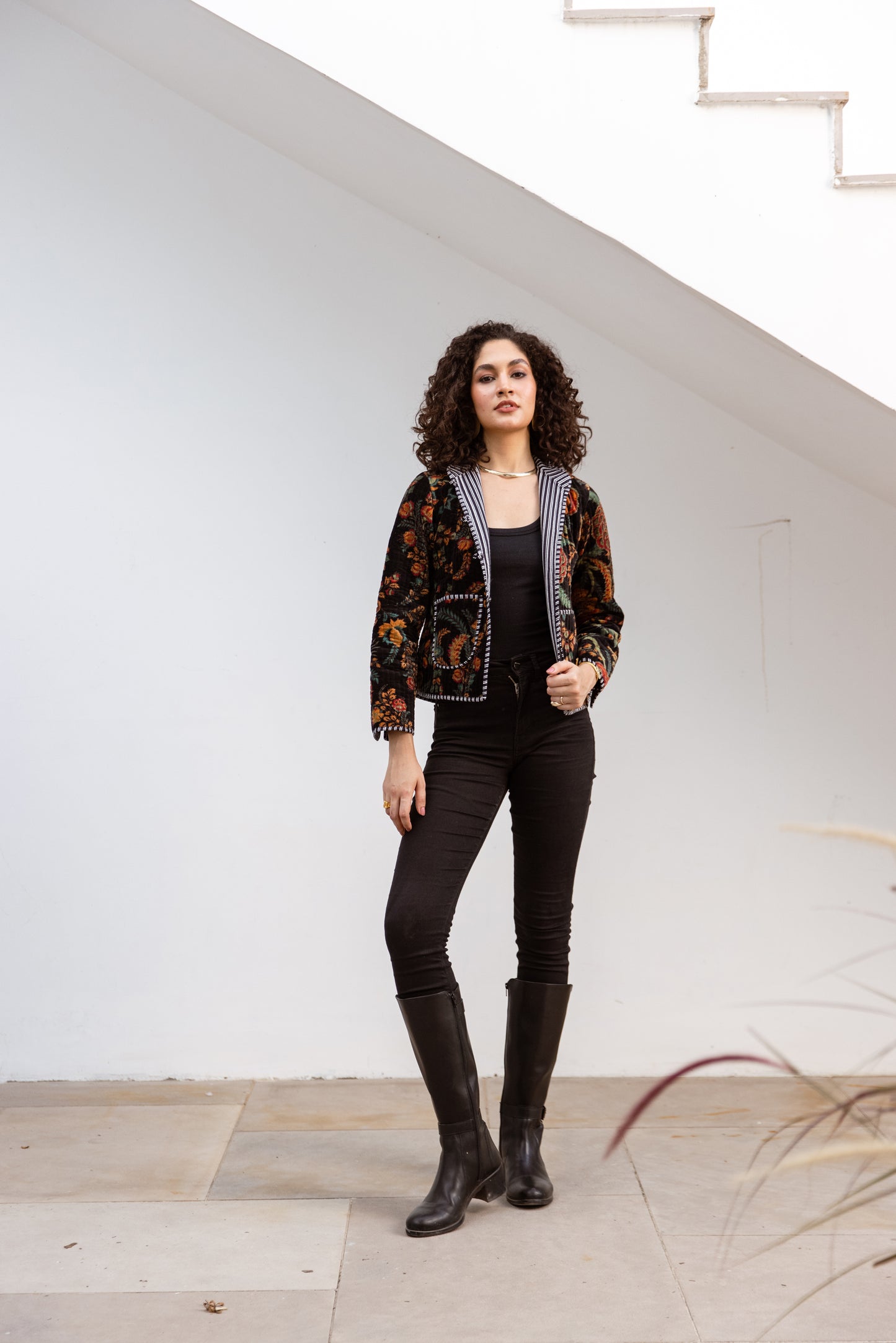 VELVET JACKET - BLACK FLORAL