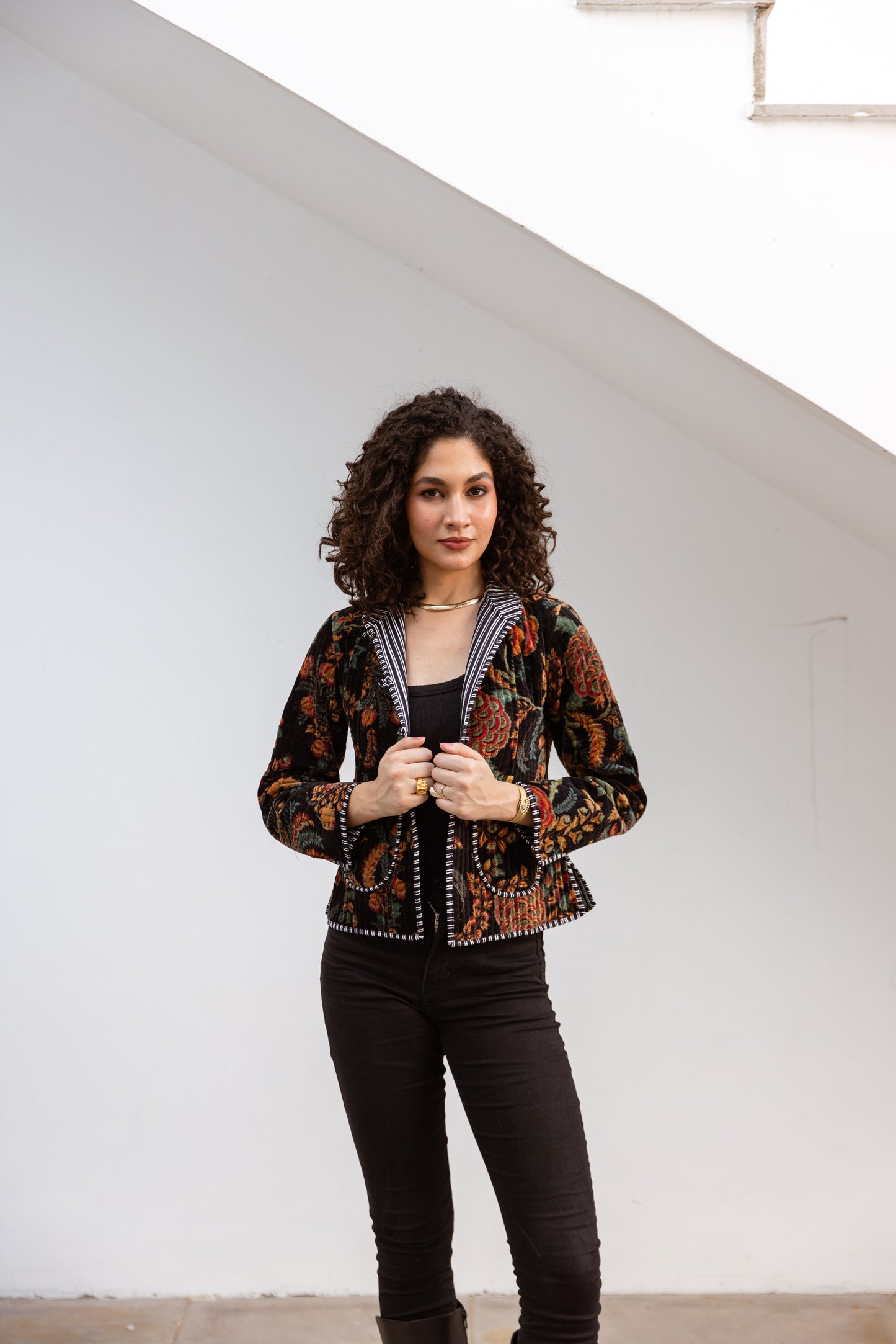 VELVET JACKET - BLACK FLORAL