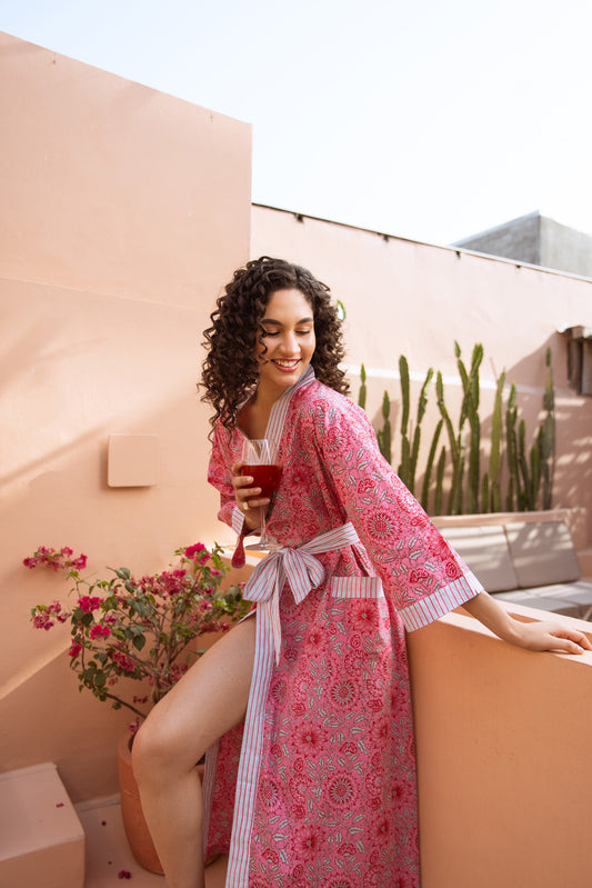 BUBBLEGUM PINK FLORAL COTTON ROBE