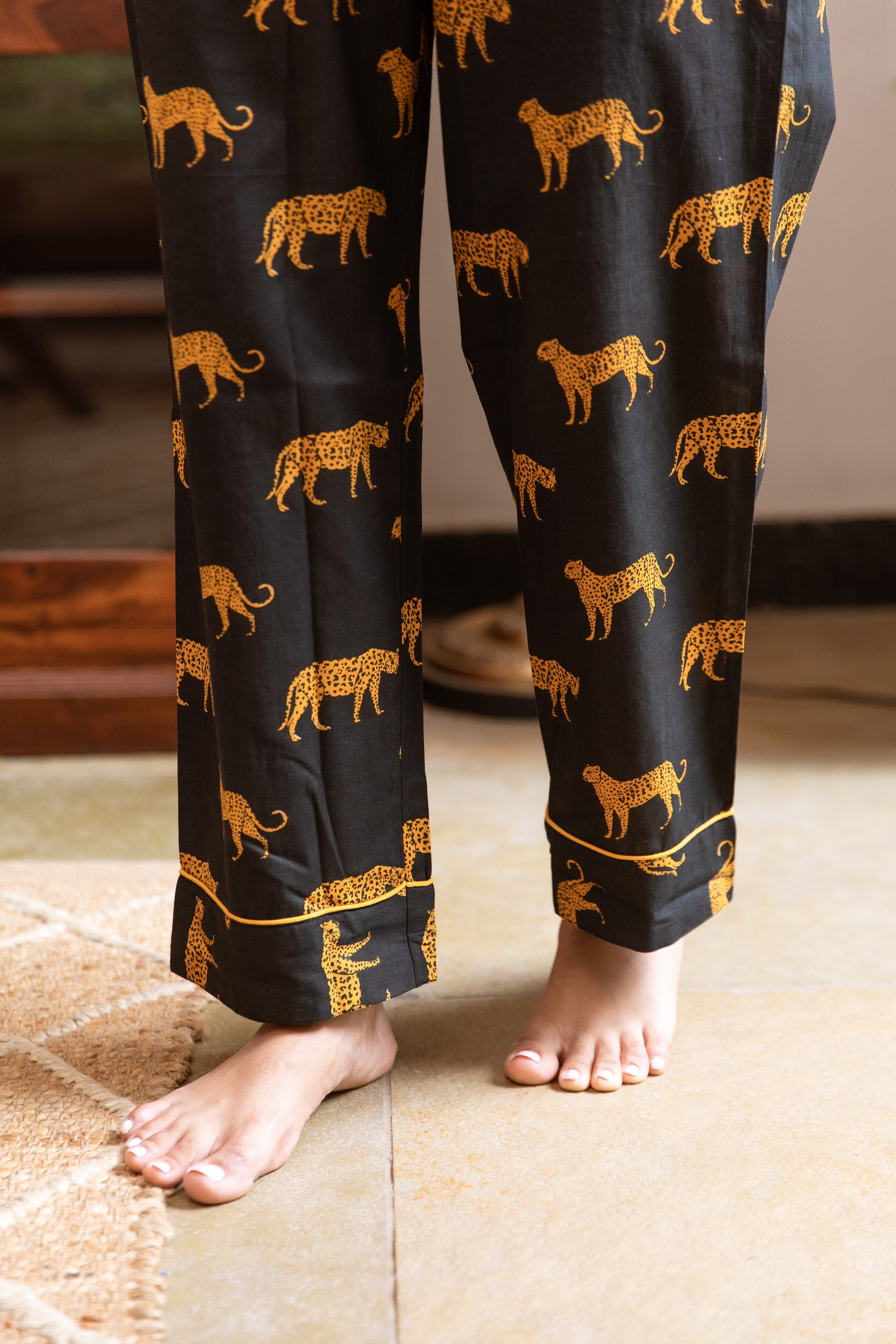 leopard print pyjamas set
