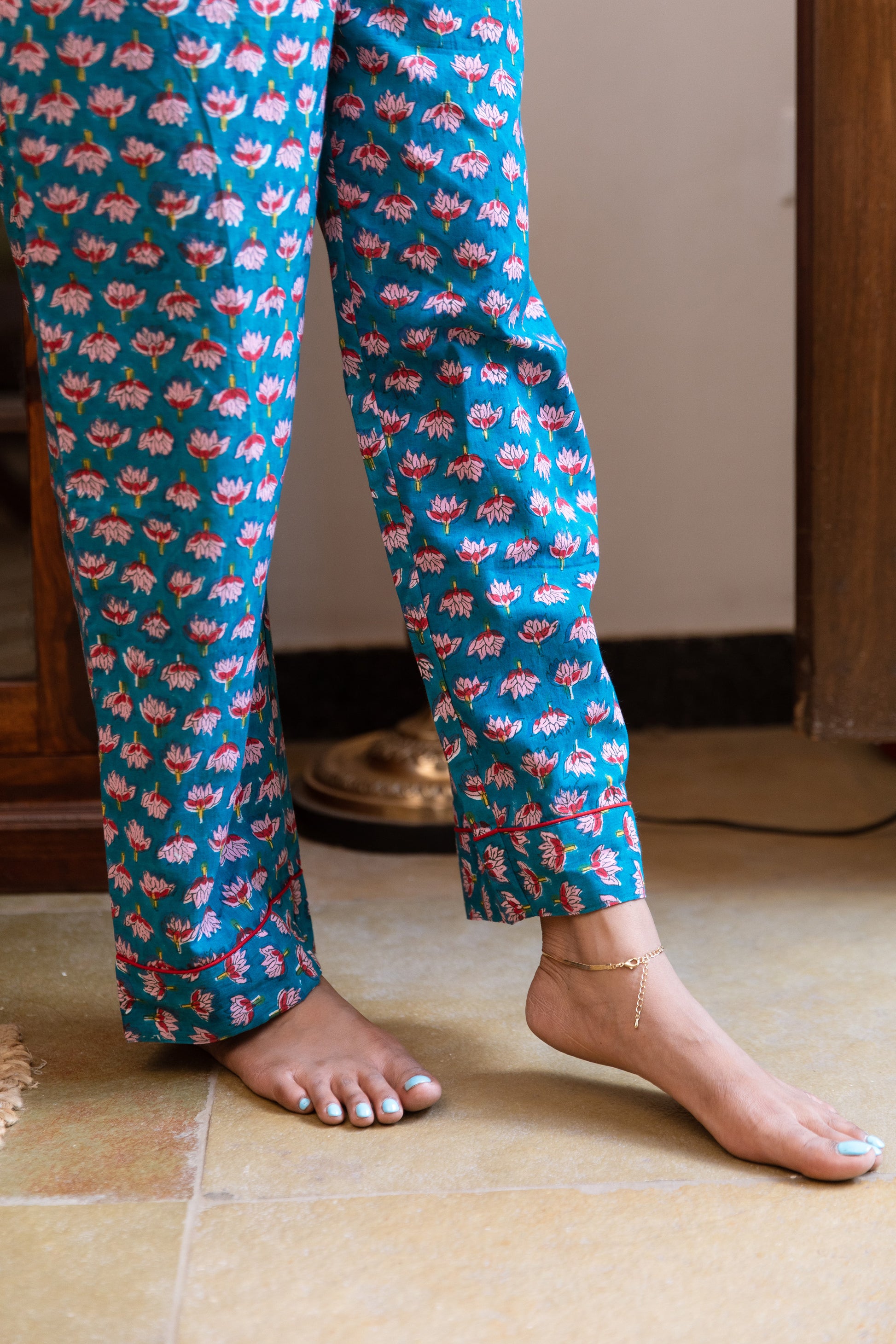 cotton pyjama sets for women