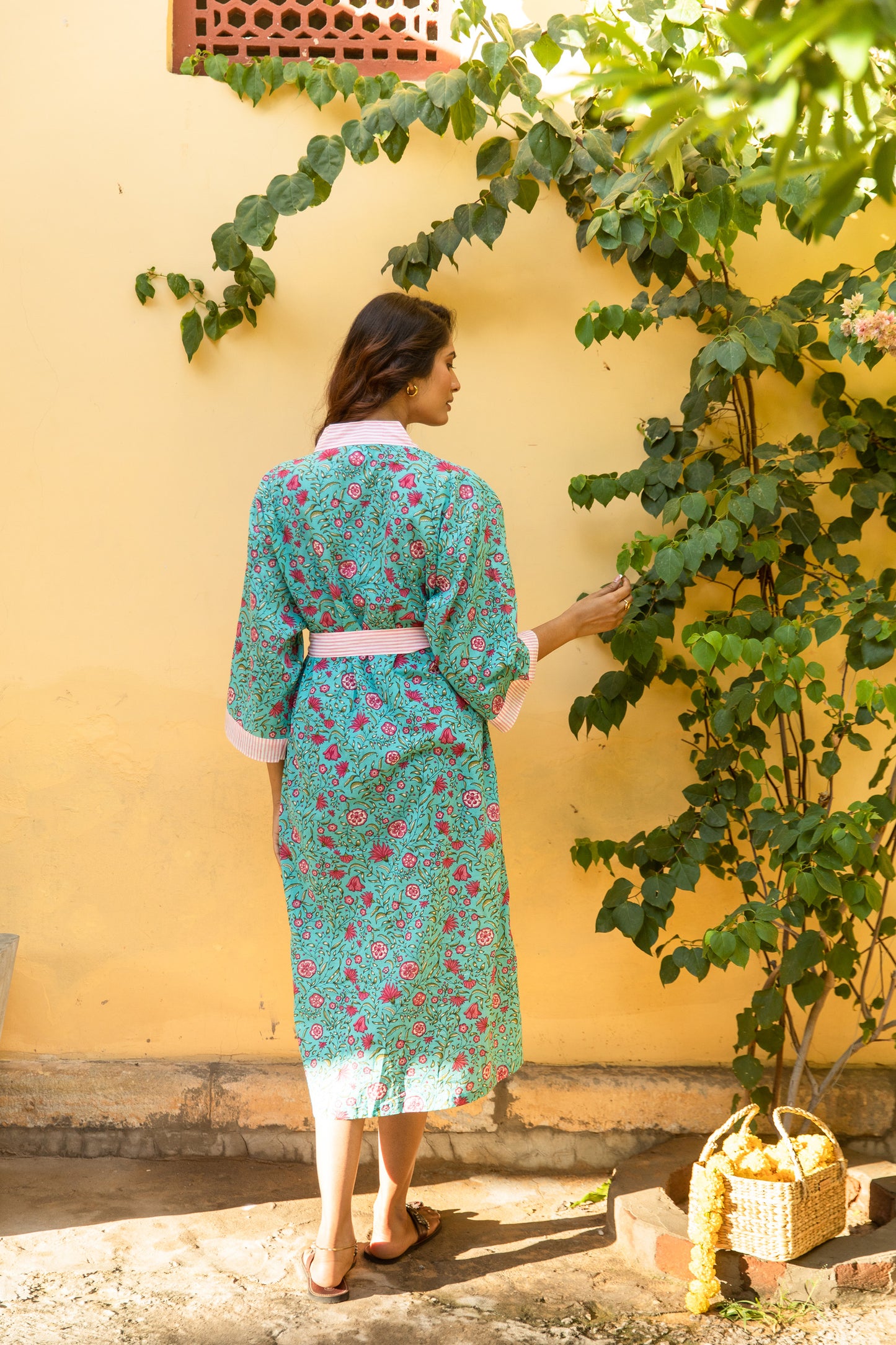 TURQUOISE BLUE AND PINK FLORAL VINE PRINT ROBE