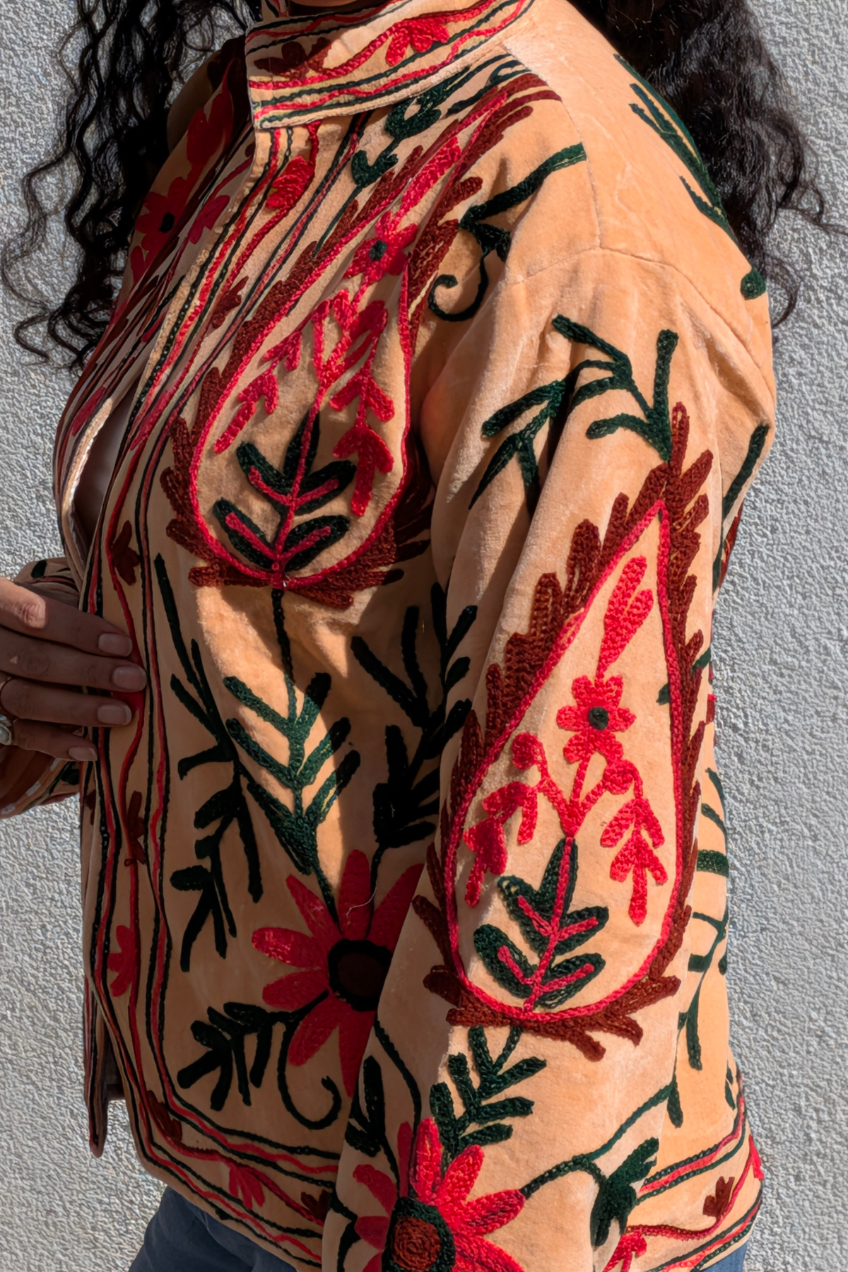 VELVET SUZANI JACKET - PEACH PAISLEY