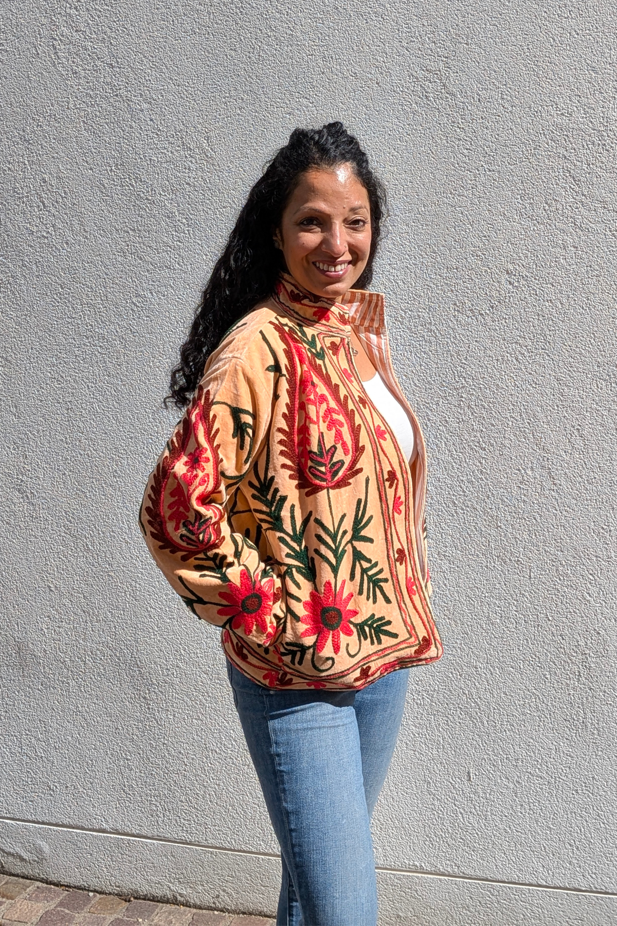 VELVET SUZANI JACKET - PEACH PAISLEY