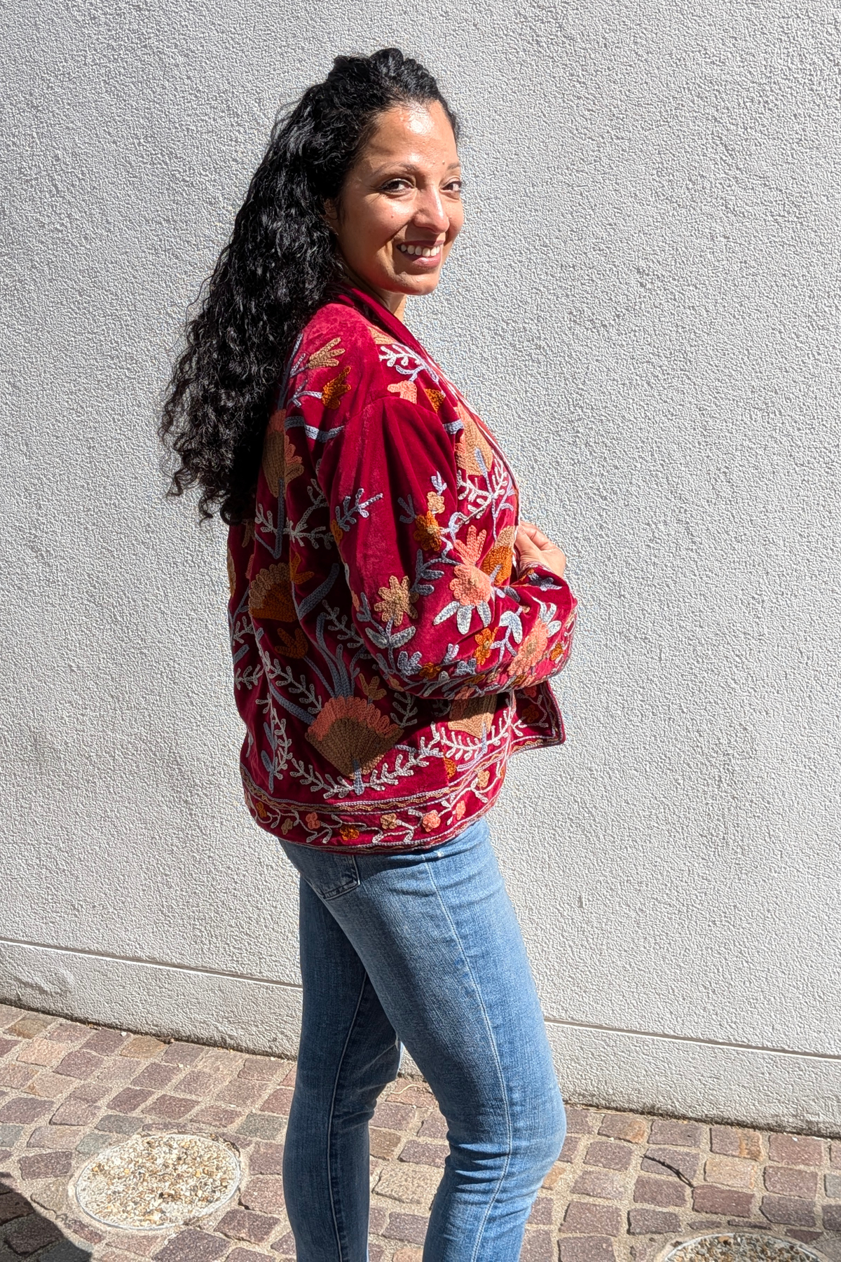 VELVET SUZANI JACKET - MAROON FLORAL