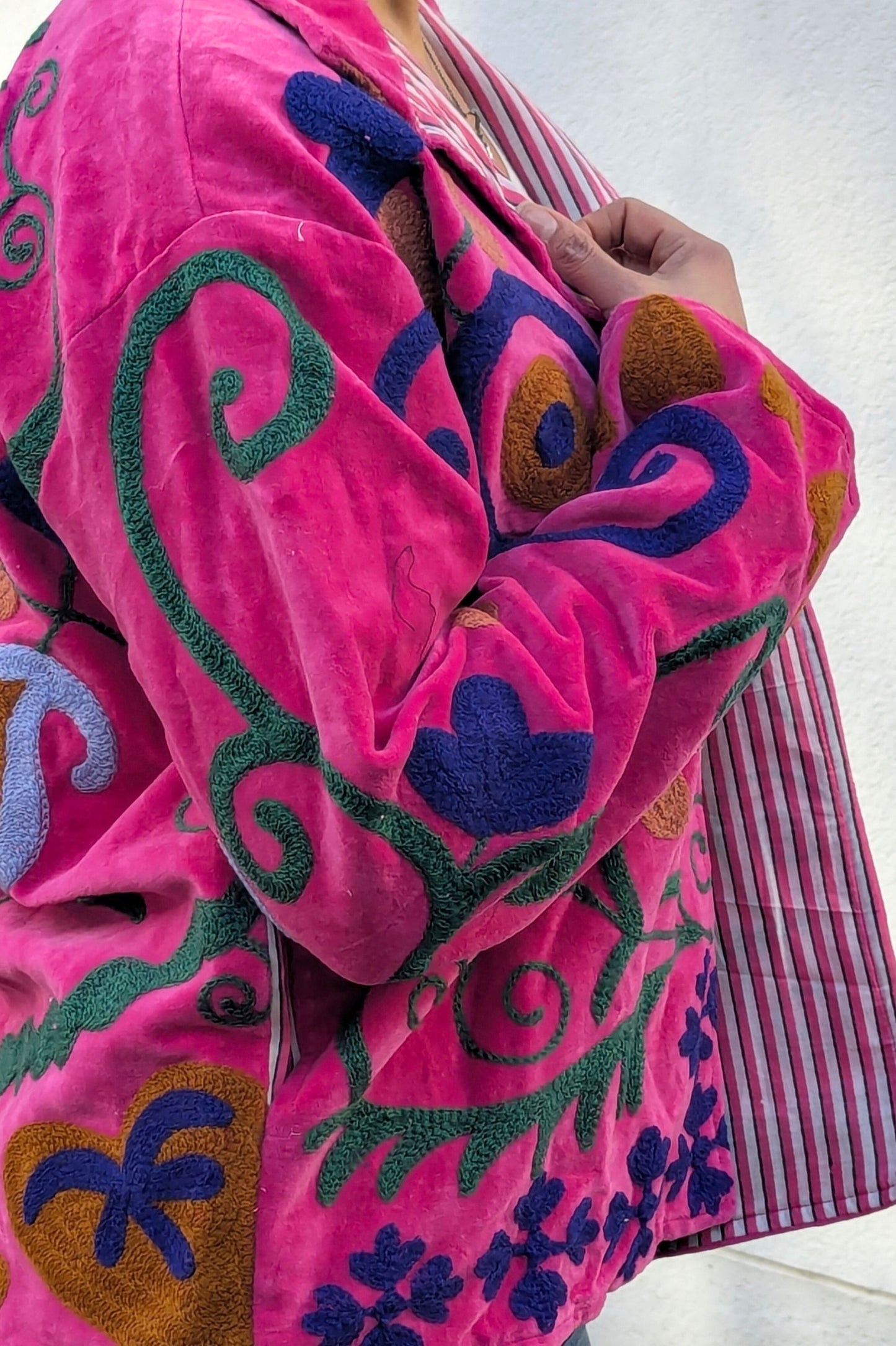VELVET SUZANI JACKET - PINK & NAVY FLORAL