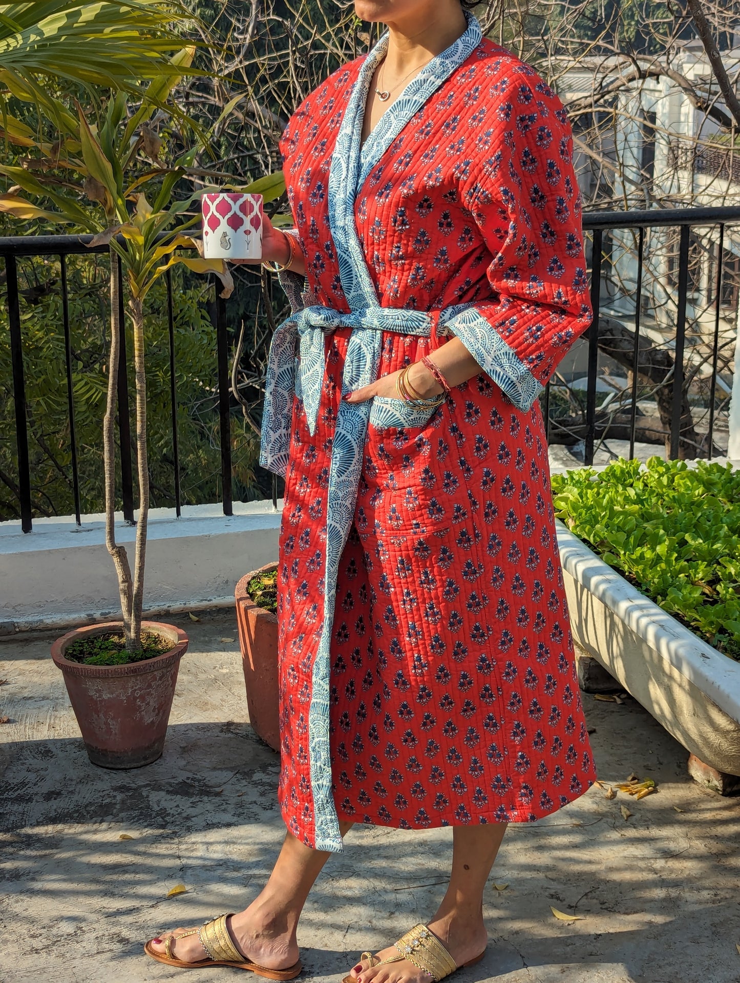 BLUE AND RED FLORAL BOOTI LUXURY QUILTED COTTON ROBE