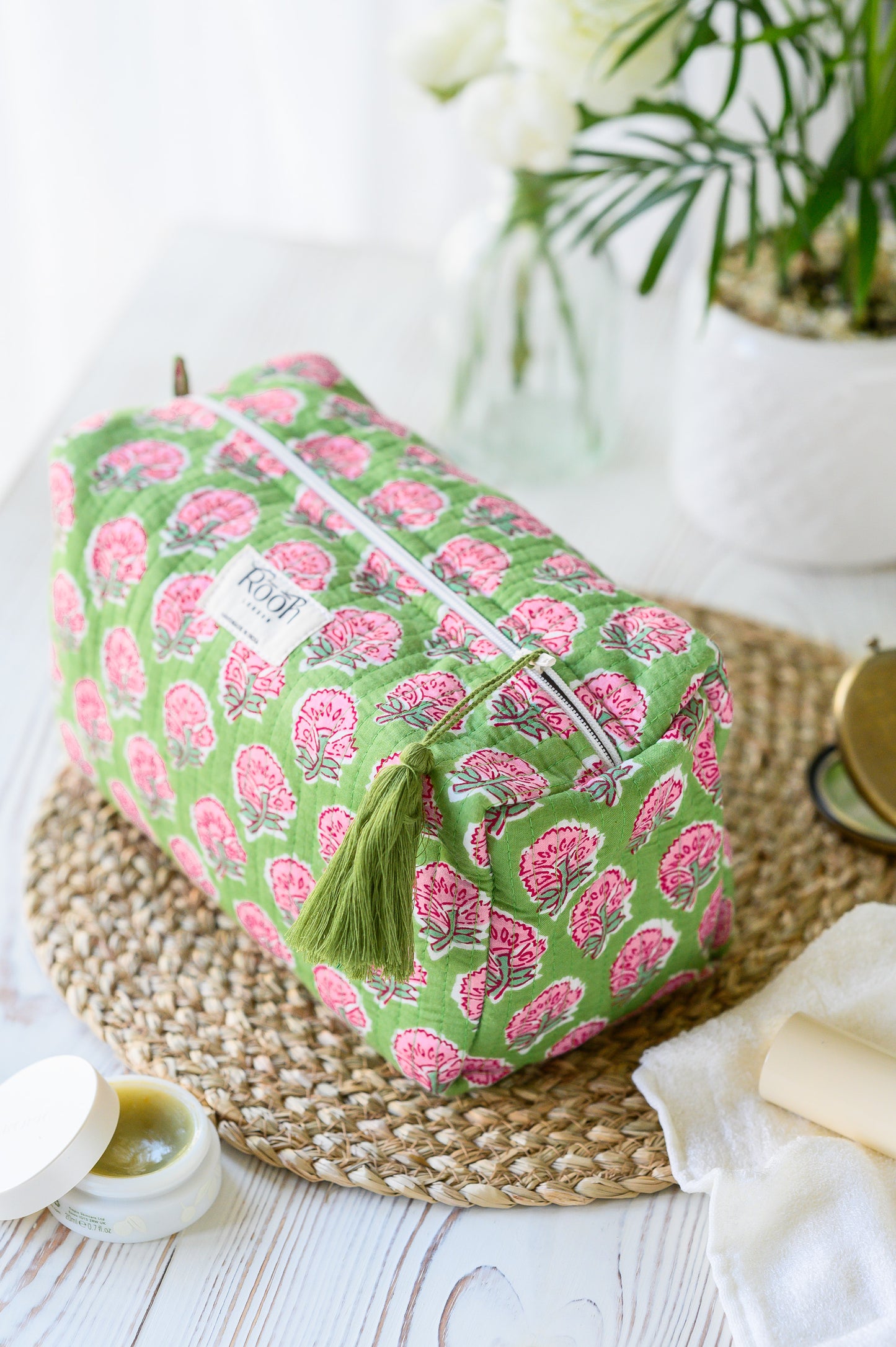QUILTED COTTON BLOCK PRINT WASH BAG  - GREEN BLOSSOM