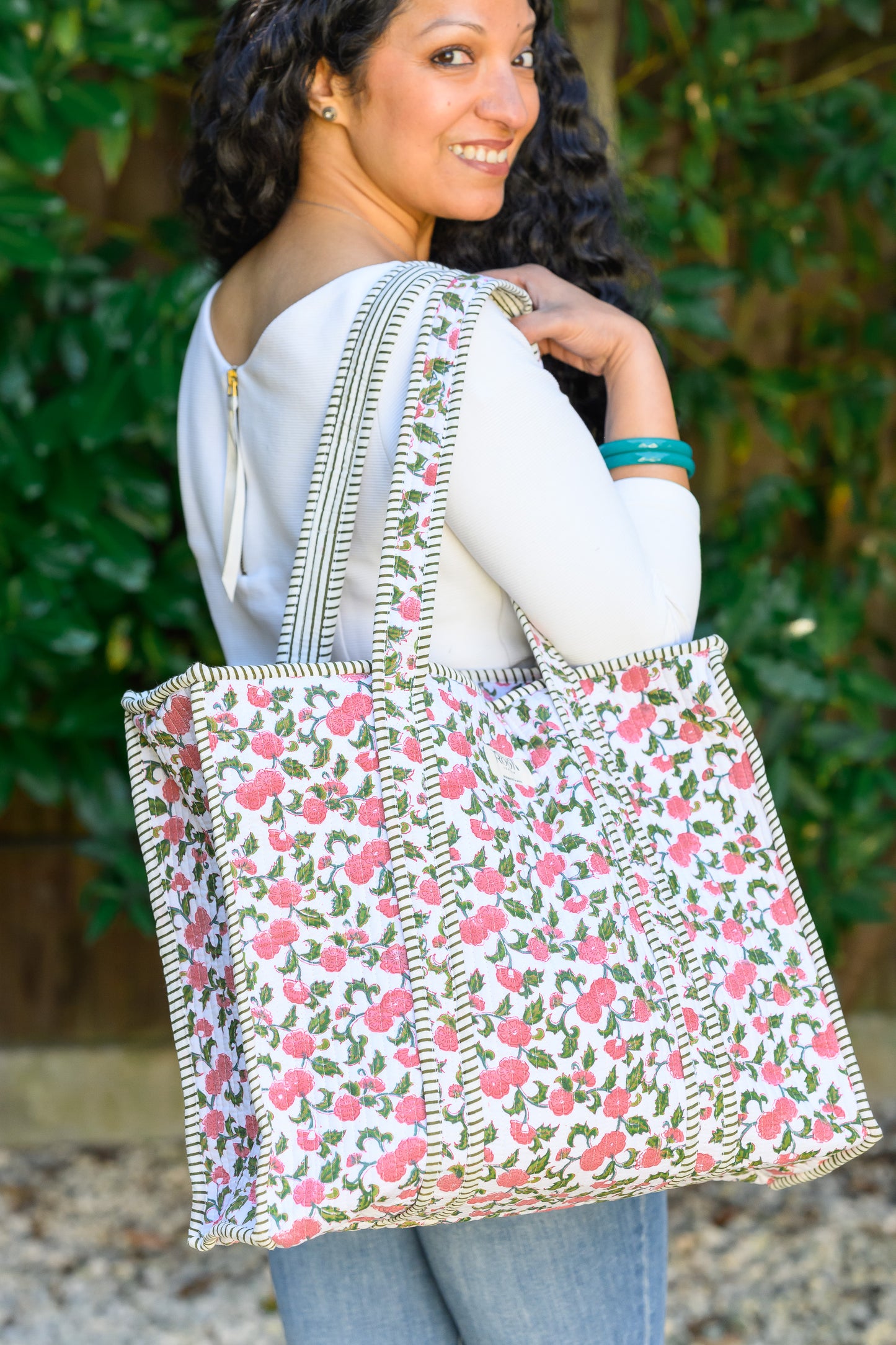 QUILTED TOTE BAG - PINK FLORAL VINE