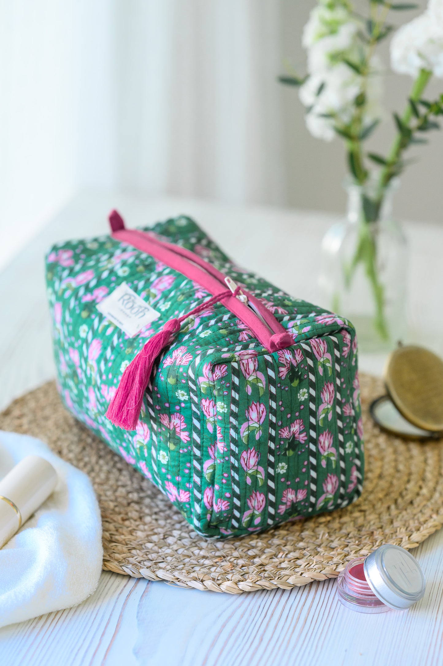 QUILTED COTTON WASH BAG  - EMERALD GREEN & PINK FLORAL