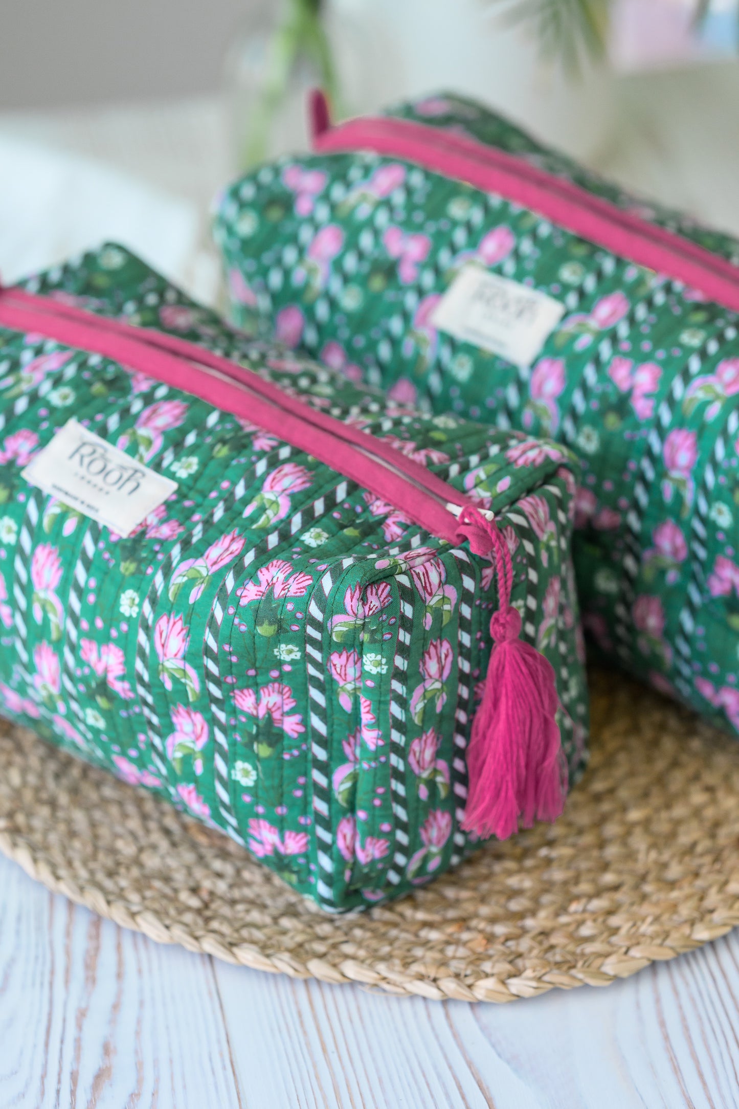 QUILTED COTTON WASH BAG  - EMERALD GREEN & PINK FLORAL