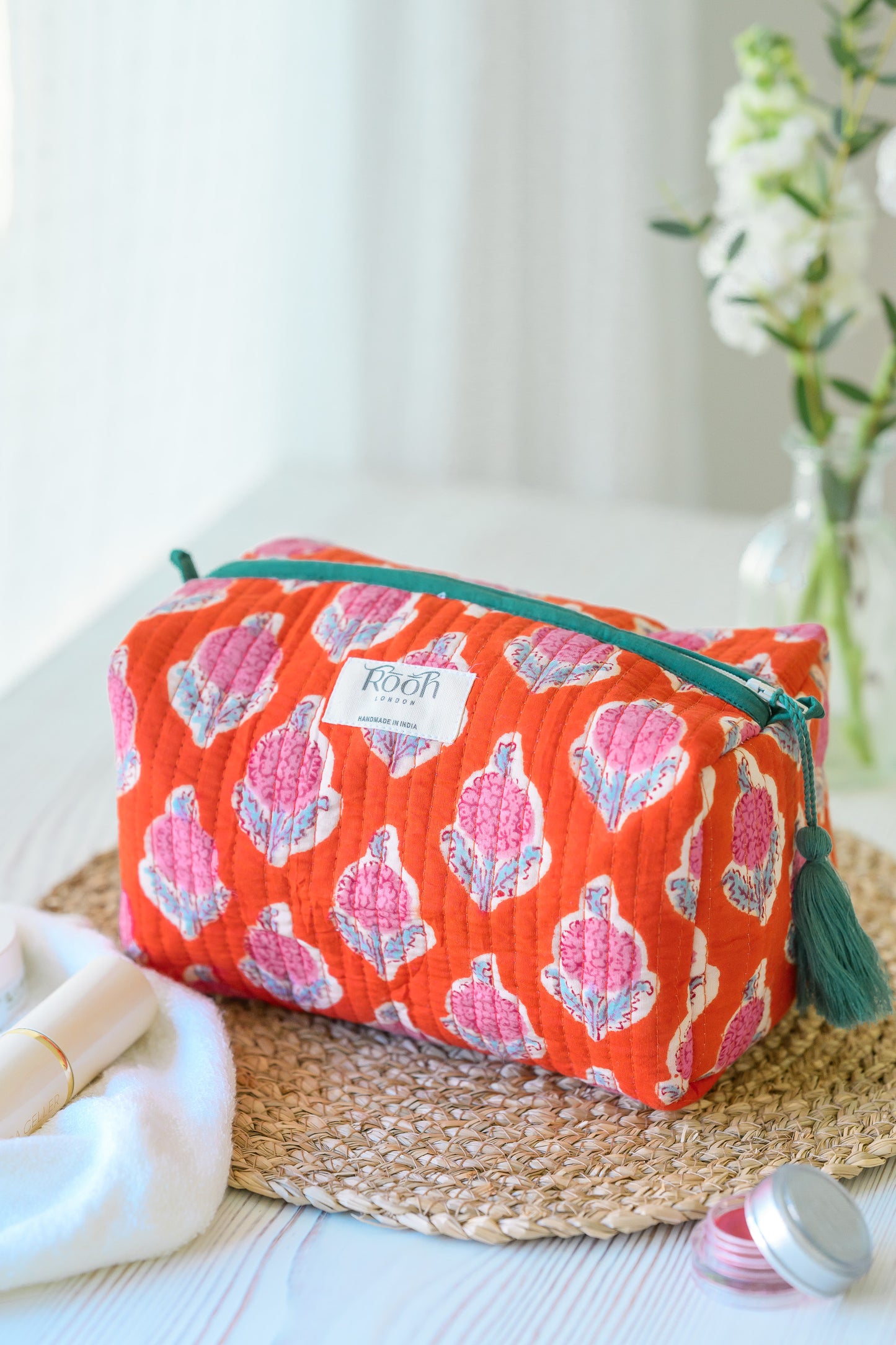 QUILTED COTTON WASH BAG  - ORANGE FLORAL