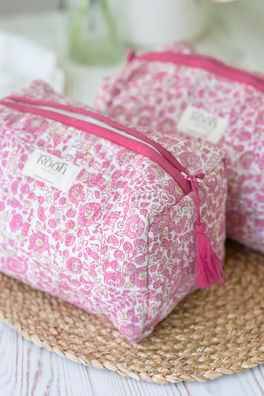 QUILTED COTTON WASH BAG  - PINK DITSY FLORAL