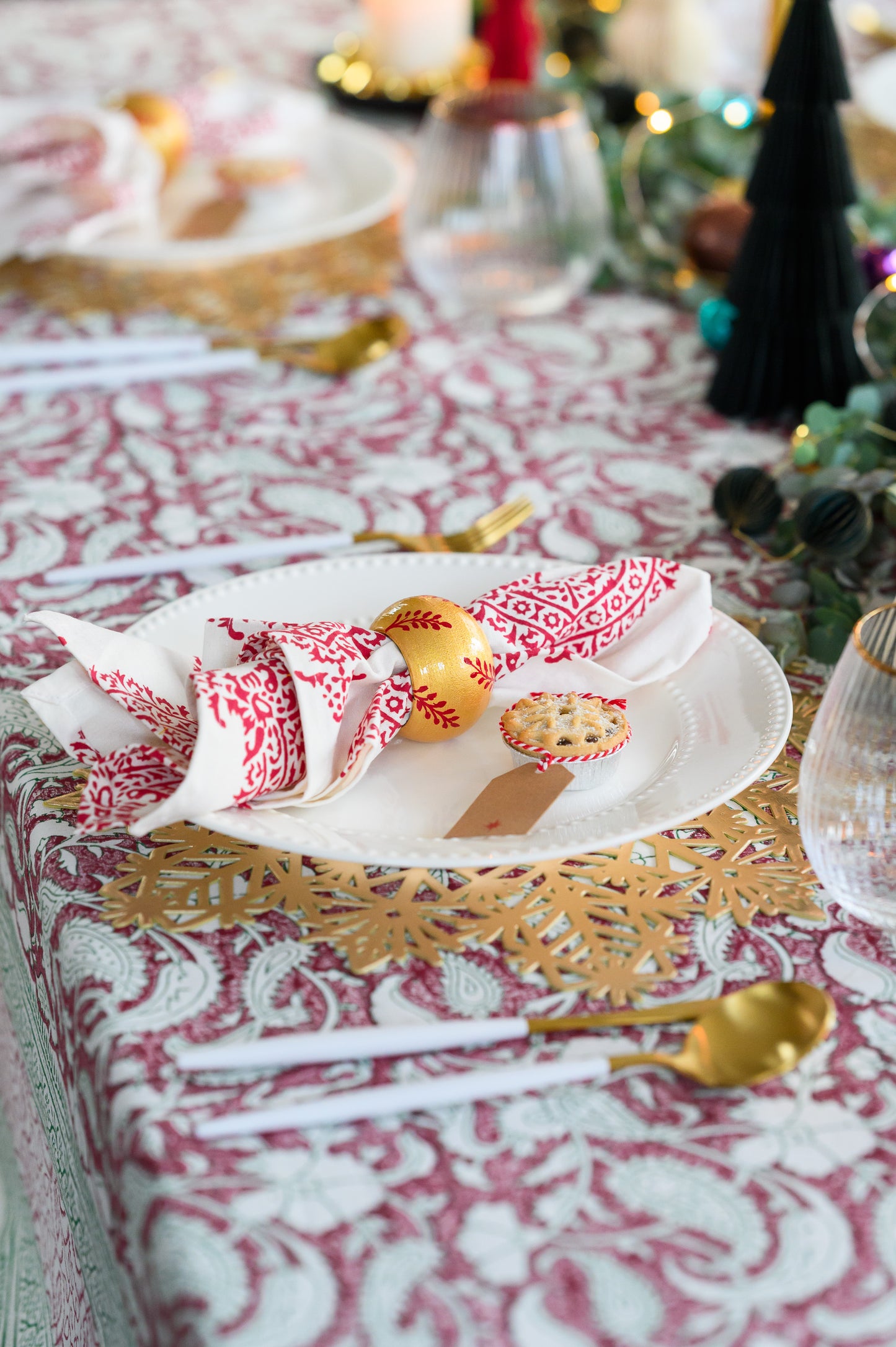 BLOCK PRINT TABLECLOTH