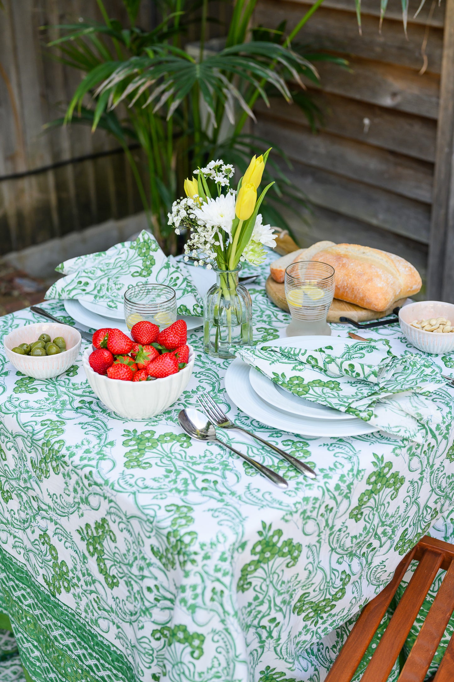 JASMINE TABLECLOTH