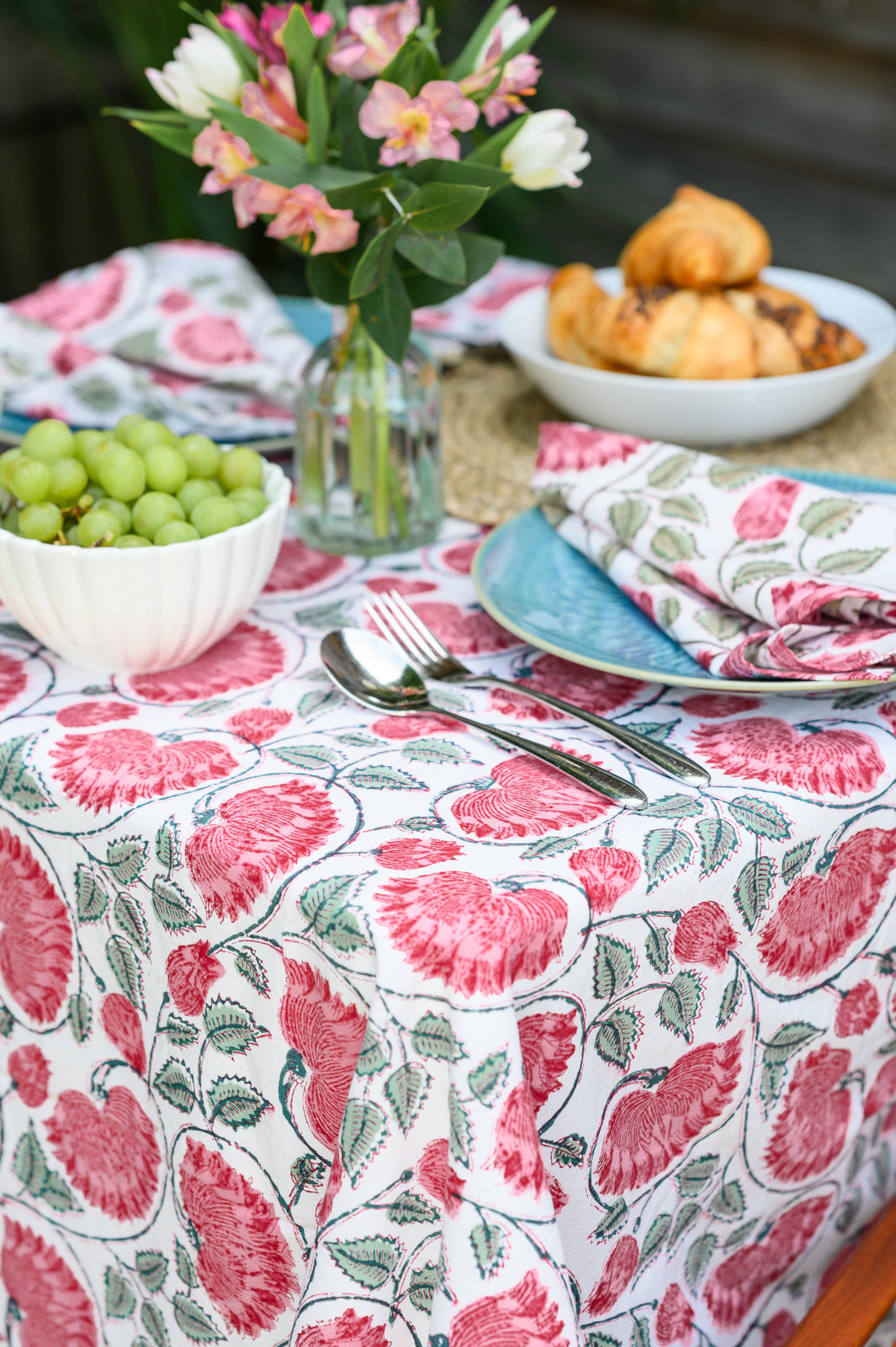 PINK LOTUS TABLECLOTH