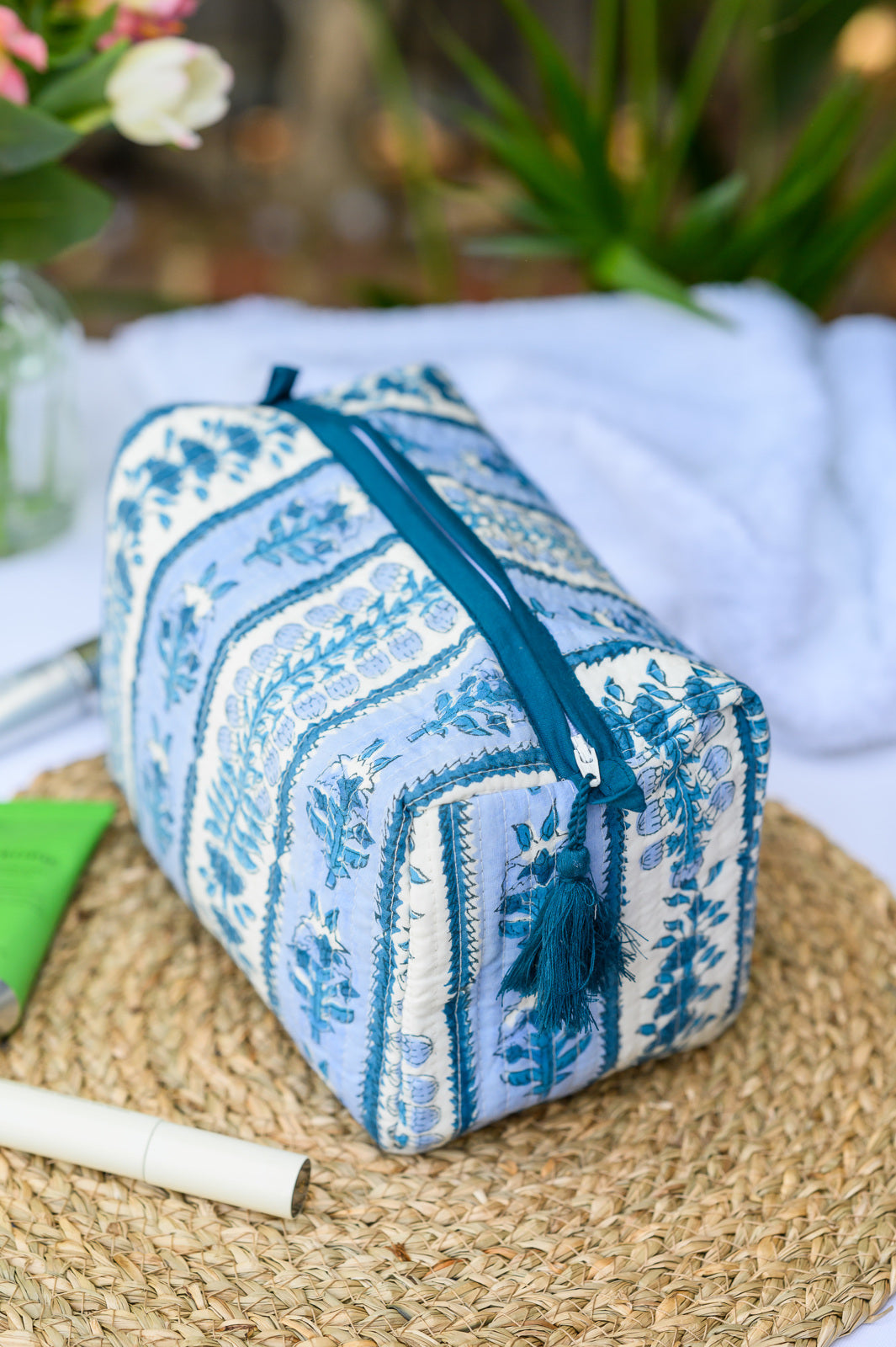  BLUE STRIPED FLORAL
